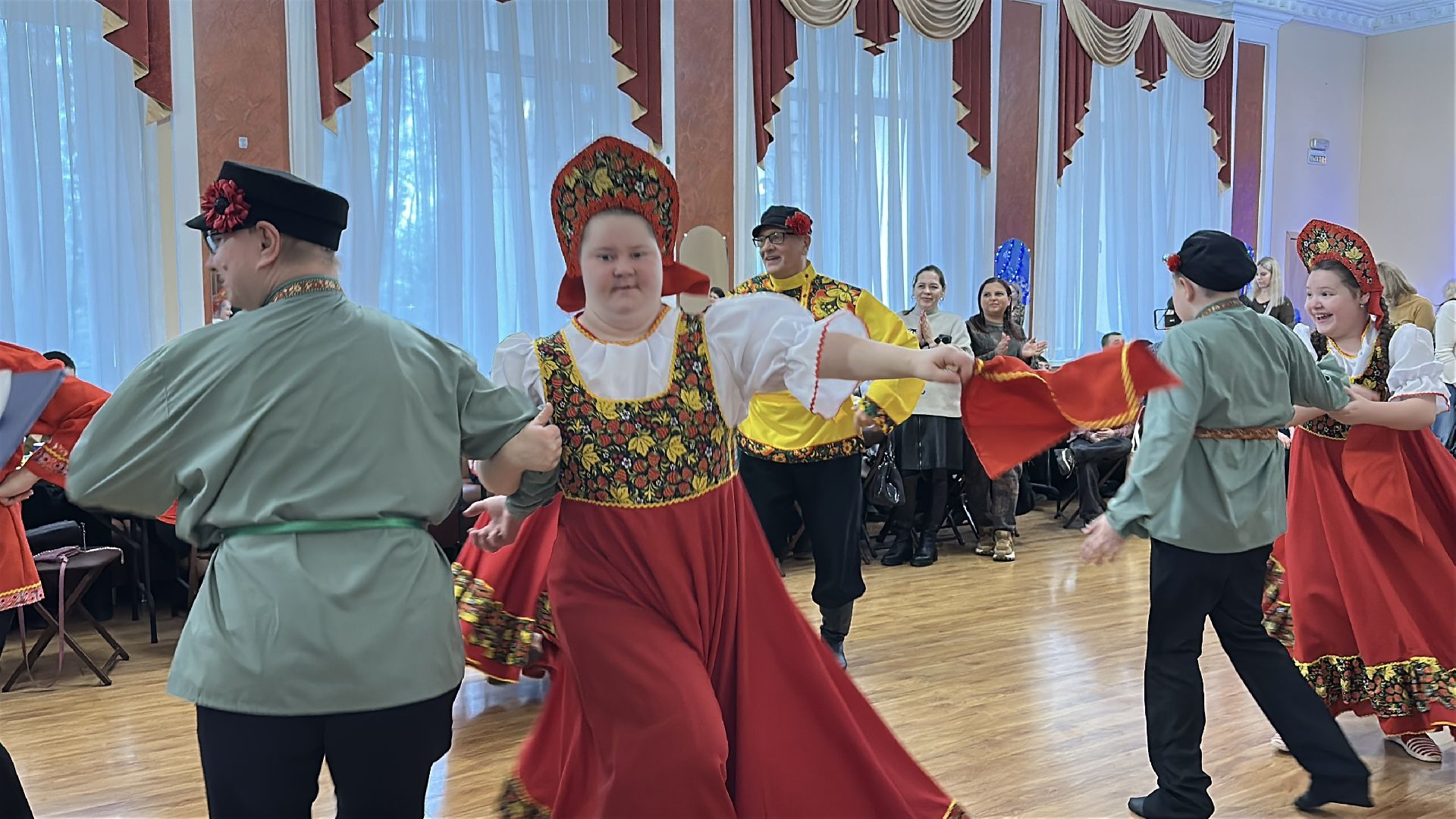 дети с особенностями развития, пушкино, пушкинский городской округ, елка для детей,