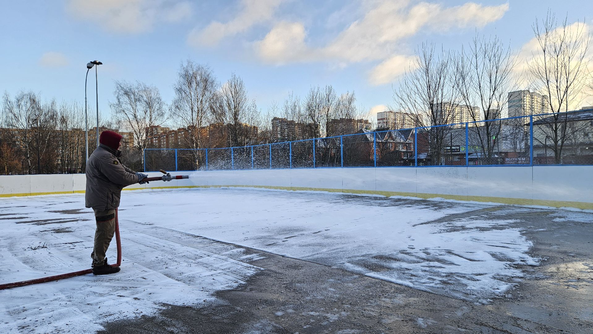 долгопрудный,  лед, ледовый каток, зима в подмосковье, зима в подмосковье 2025, центральный парк победы,