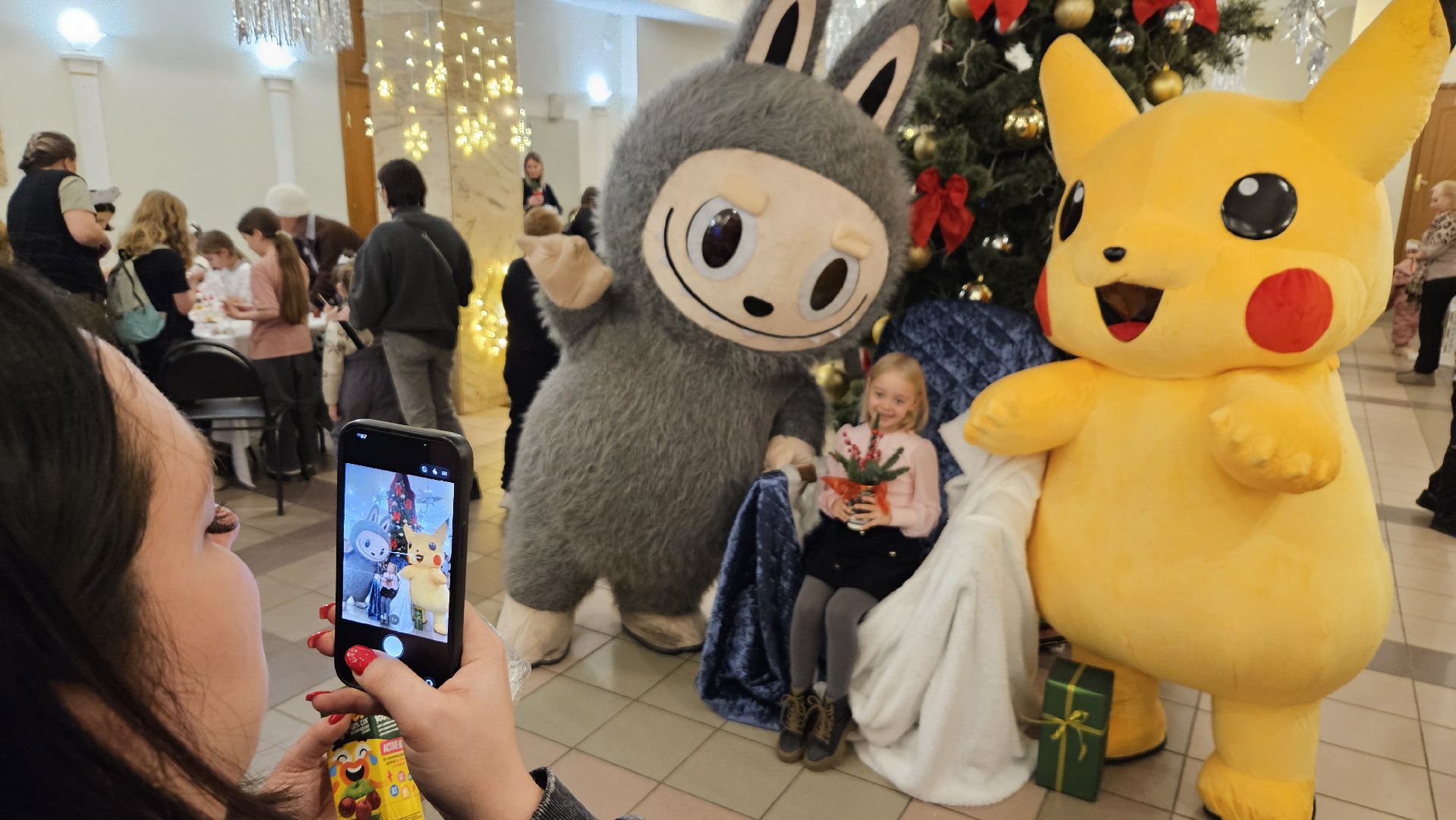 долгопрудный, елка главы, елка главы округа, сво,  дети, дети участников сво, новый год,дк вперед, новогодний праздник для детей,