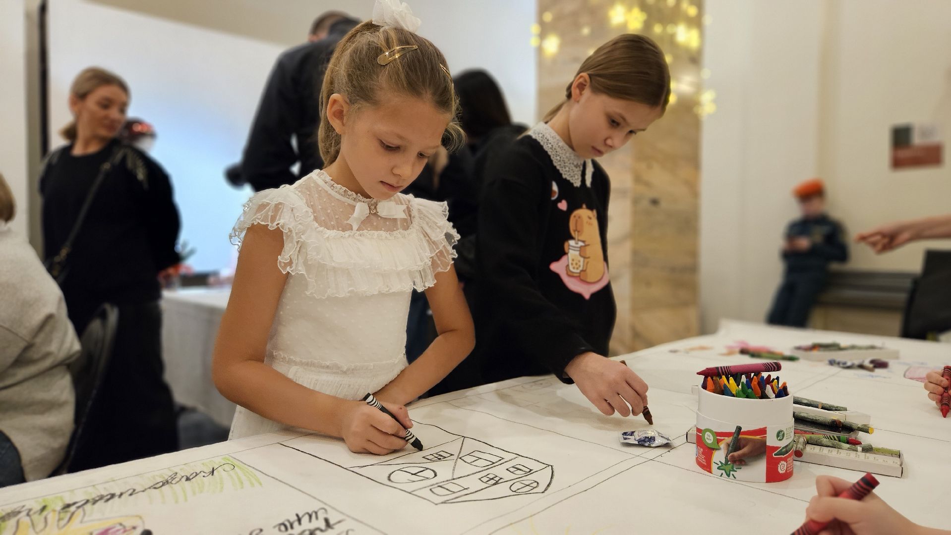 долгопрудный, елка главы, елка главы округа, сво,  дети, дети участников сво, новый год,дк вперед, новогодний праздник для детей,