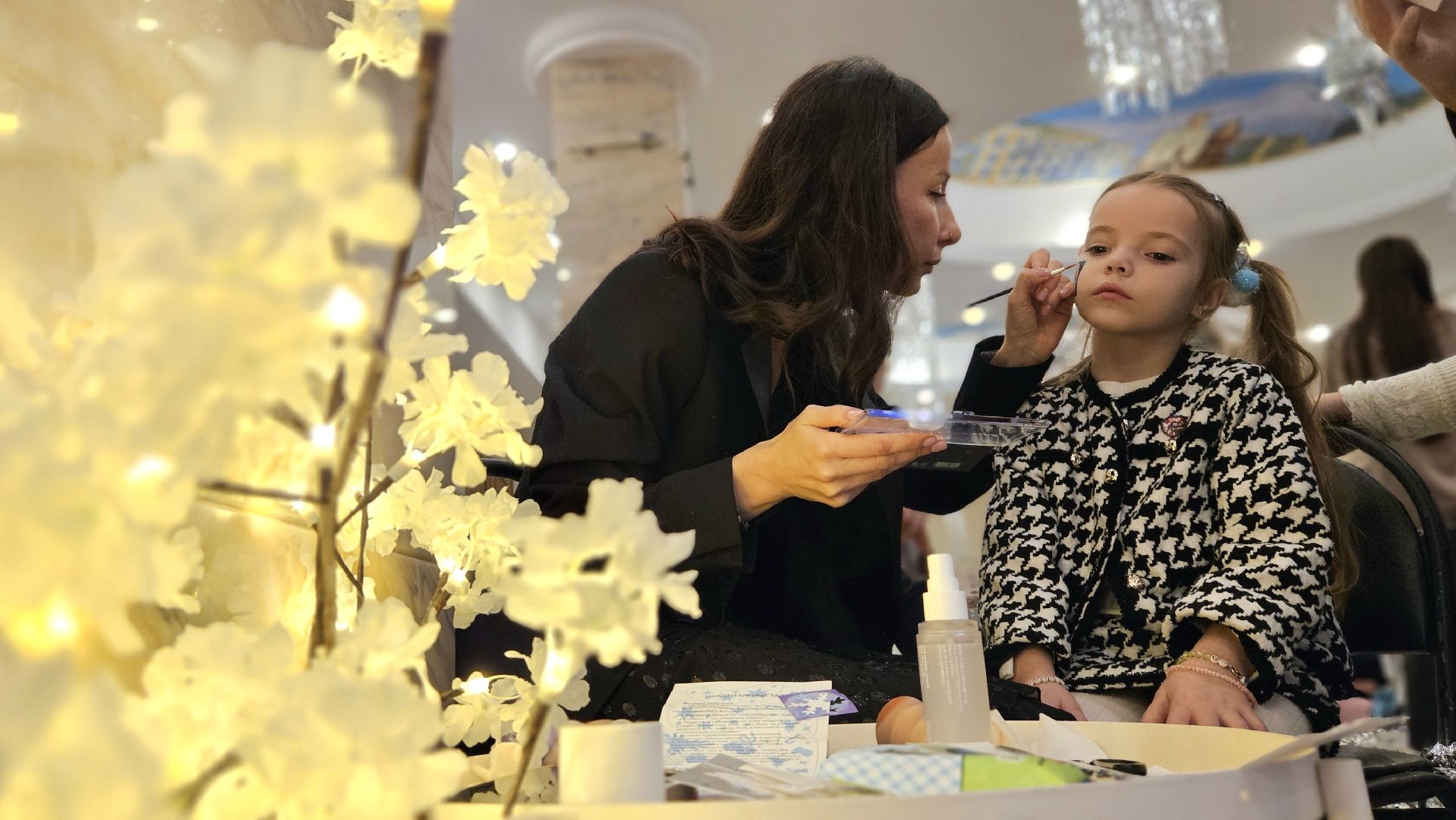 долгопрудный, елка главы, елка главы округа, сво,  дети, дети участников сво, новый год,дк вперед, новогодний праздник для детей,