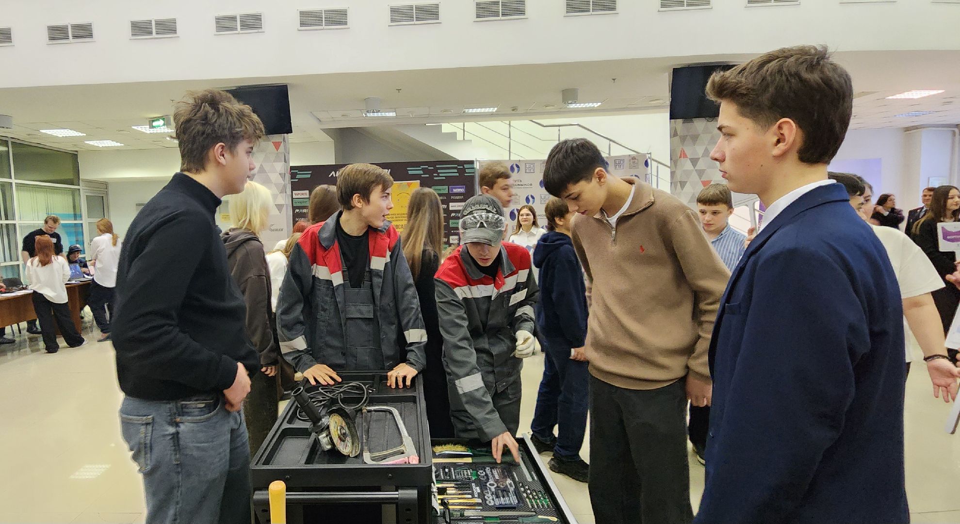 Химки, образование, школы, профориентация для школьников,