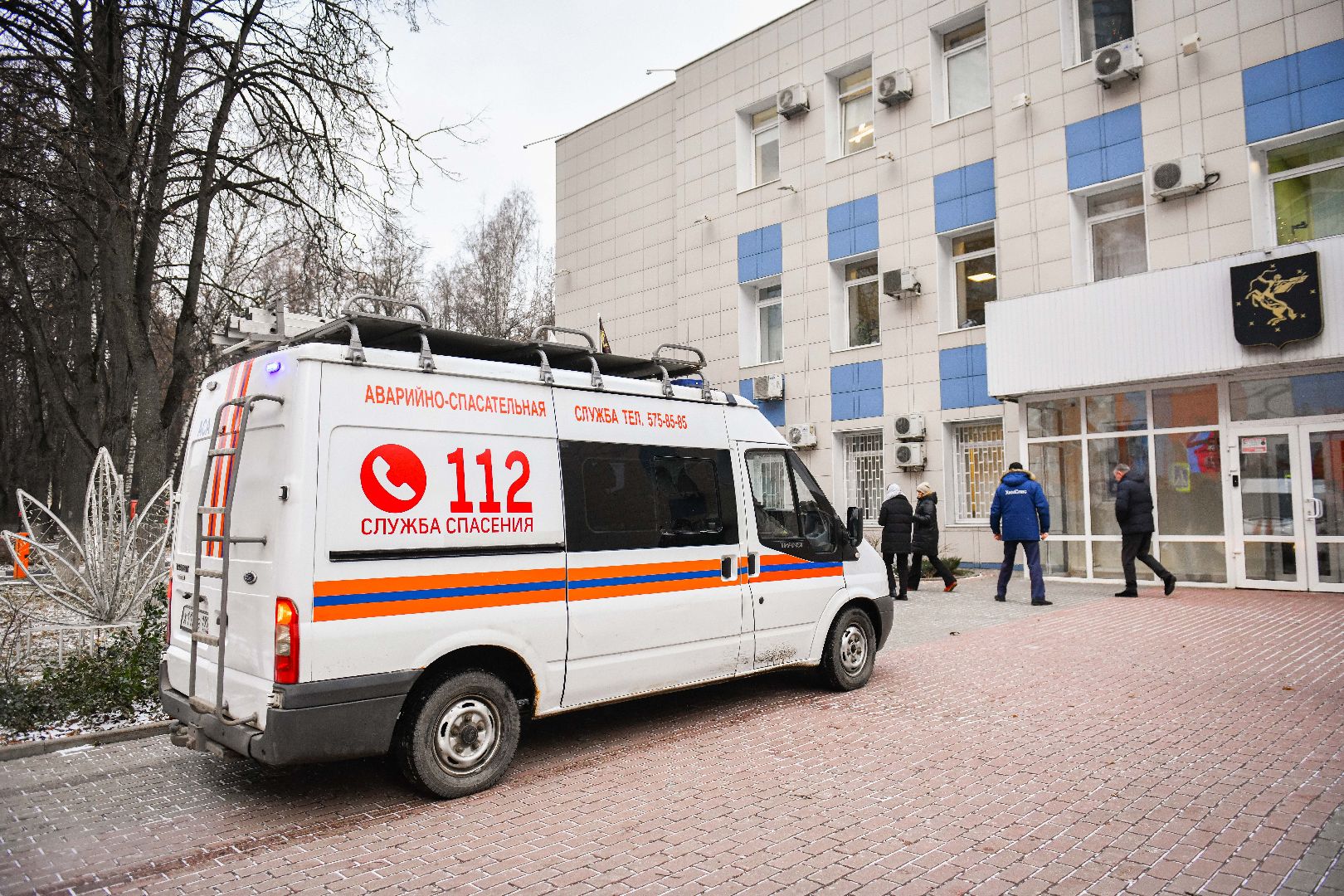 пожар, спасатели, эвакуация,