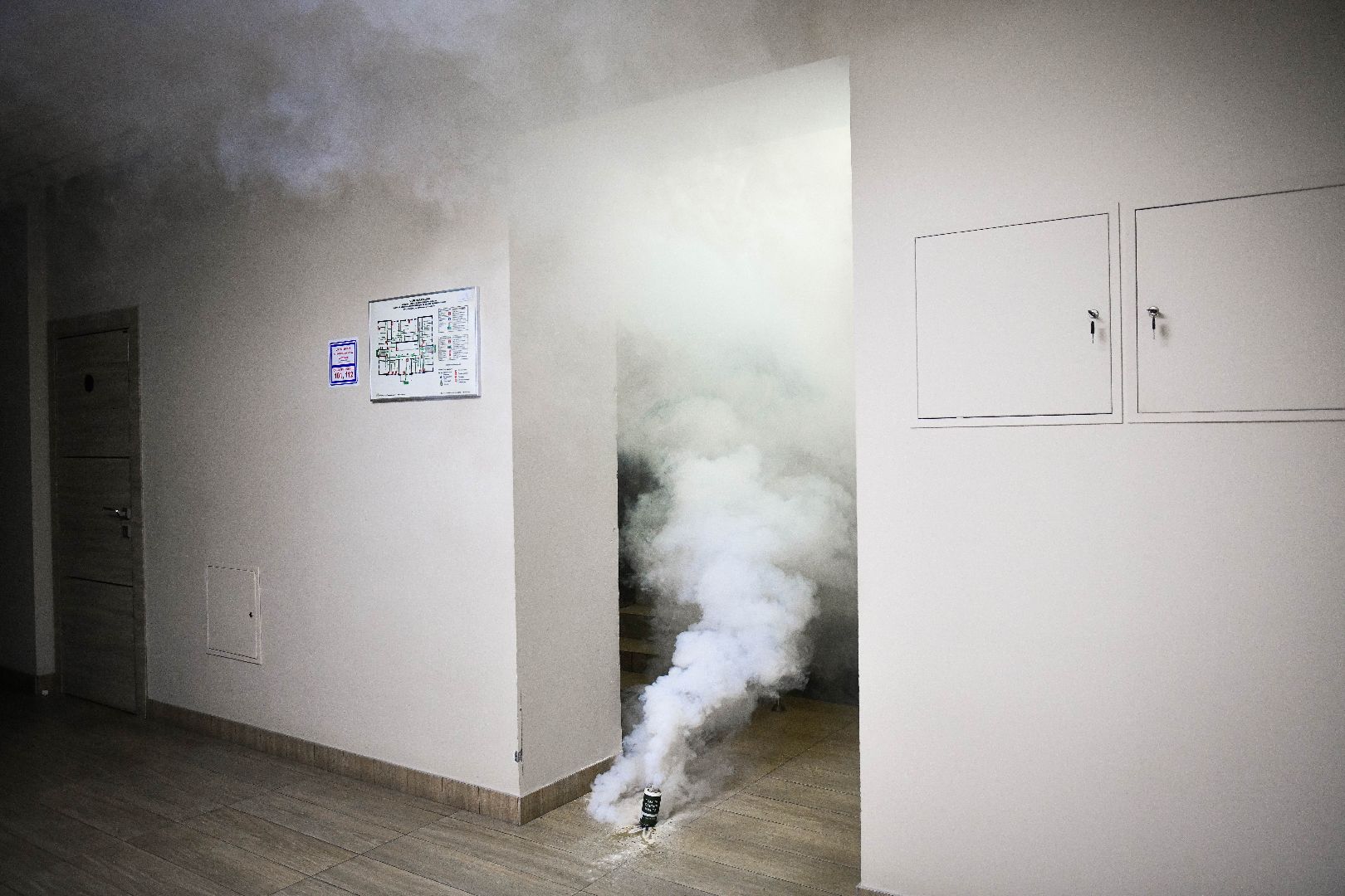 пожар, спасатели, эвакуация,