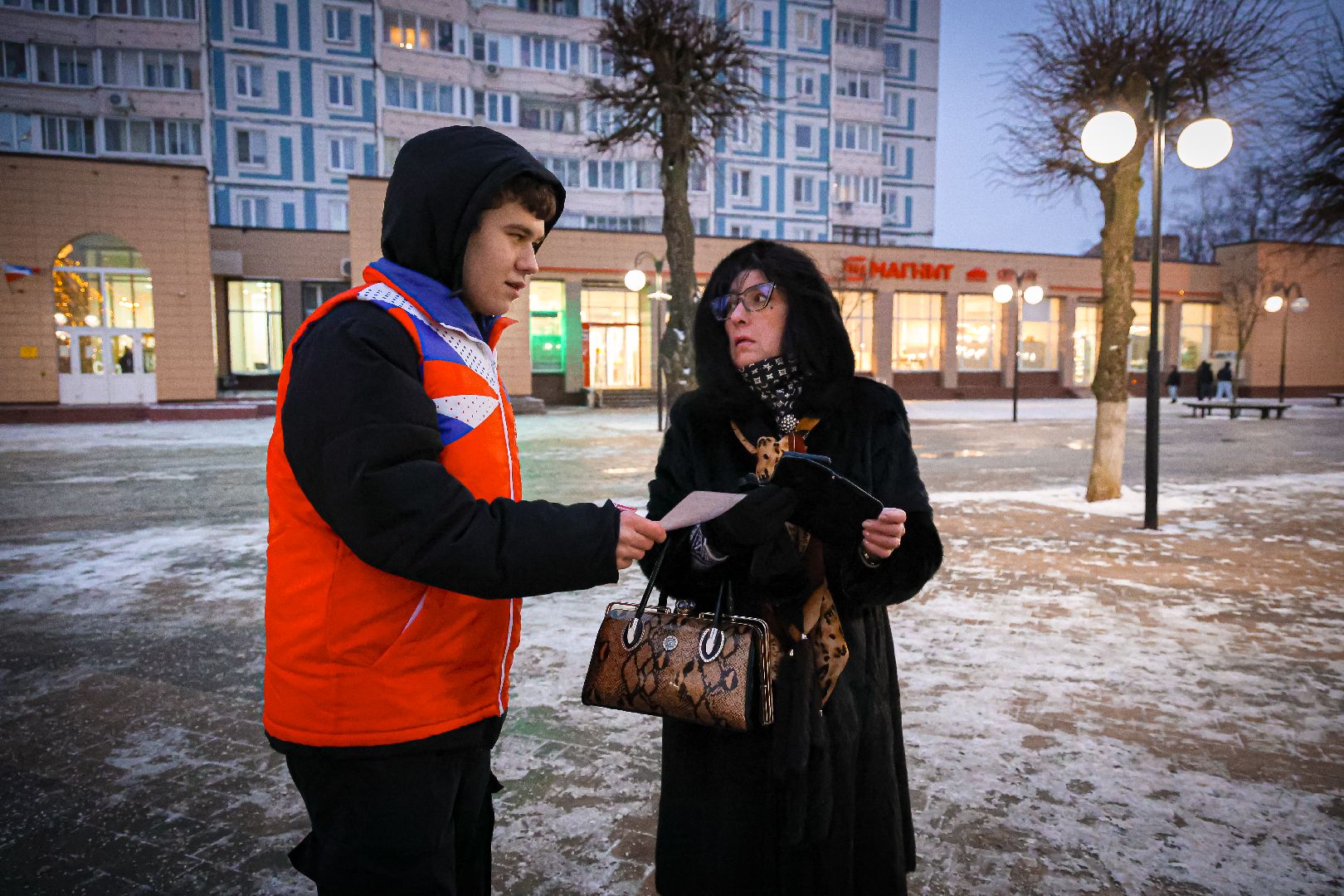 клин, общество, волонтеры подмосковья, фейерверки,