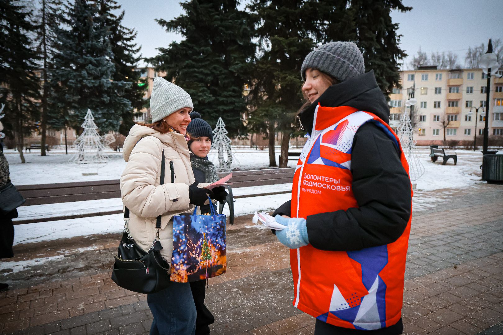 клин, общество, волонтеры подмосковья, фейерверки,