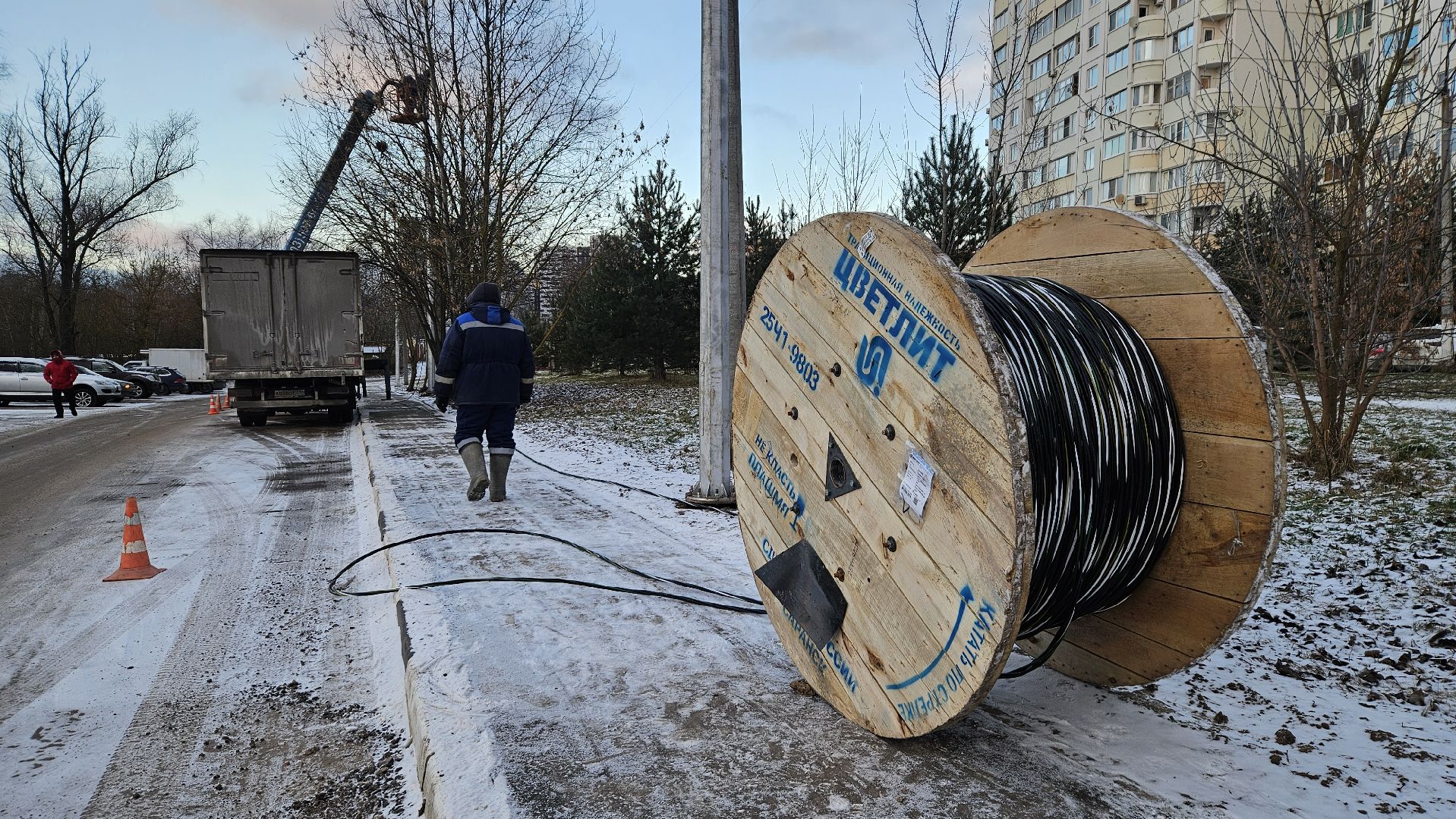 долгопрудный, улица молодежная, фонари, освещение, новое освещение, уличные фонари,