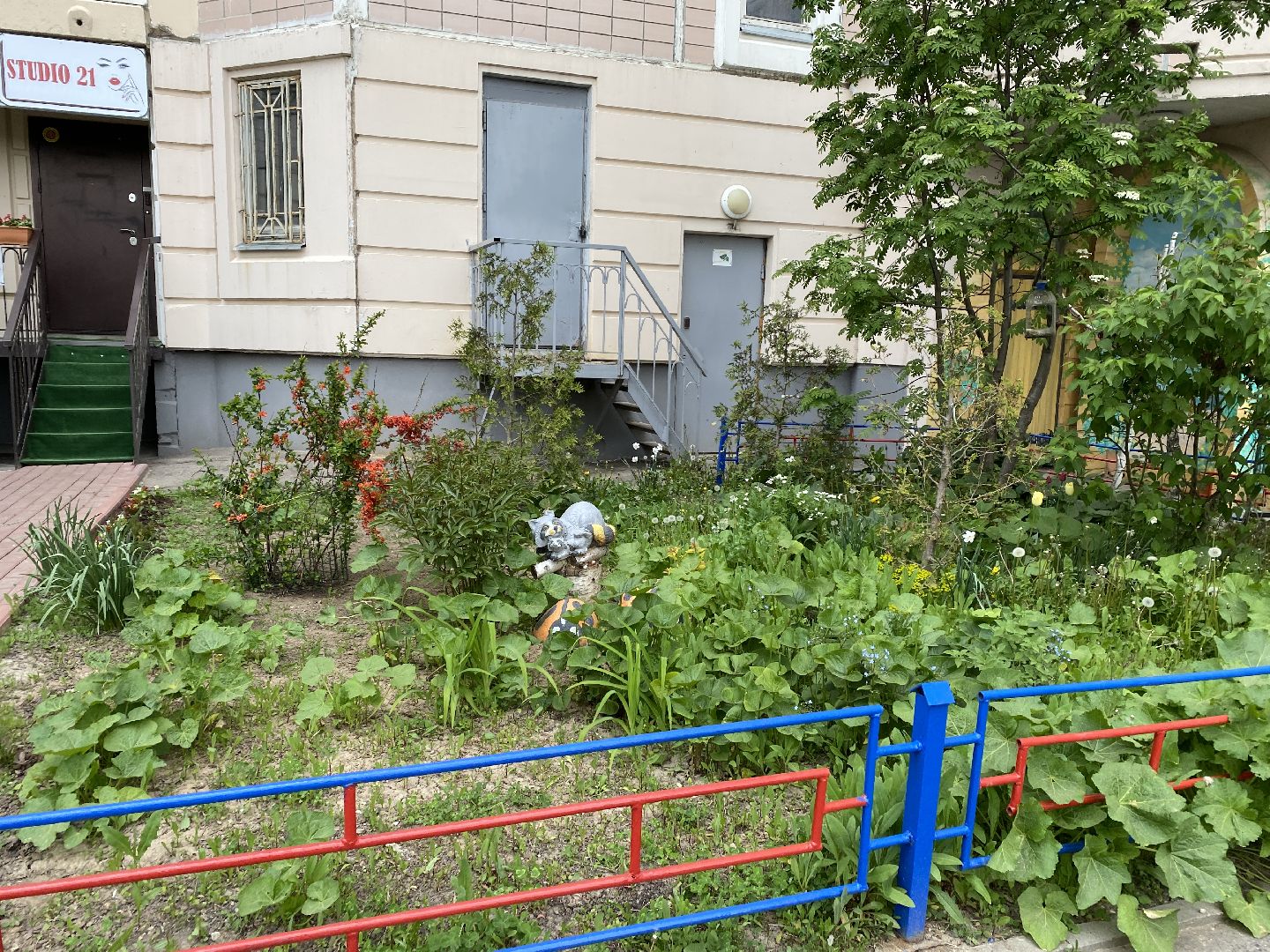 Чехов, подъезд, благоустройство, жильцы, роспись