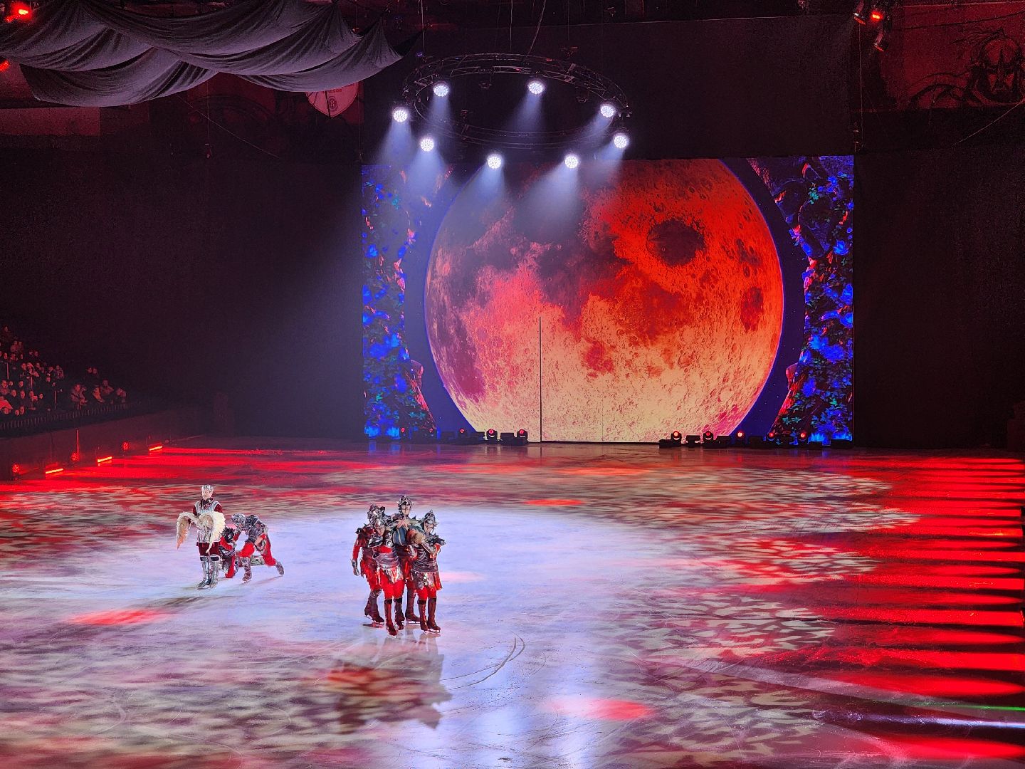 подольск, губернаторская елка, ледовое шоу,