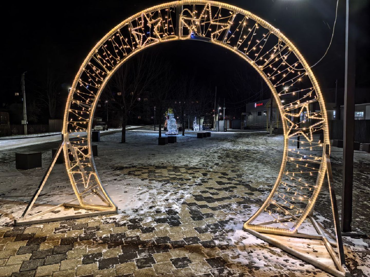 серебряные пруды, ремесленная, переходная зона, новый 2026 год, световая инстоляция,