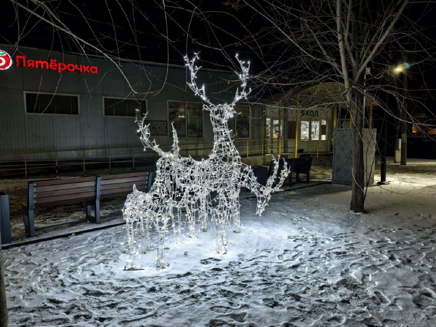 серебряные пруды, ремесленная, переходная зона, новый 2026 год, световая инстоляция,