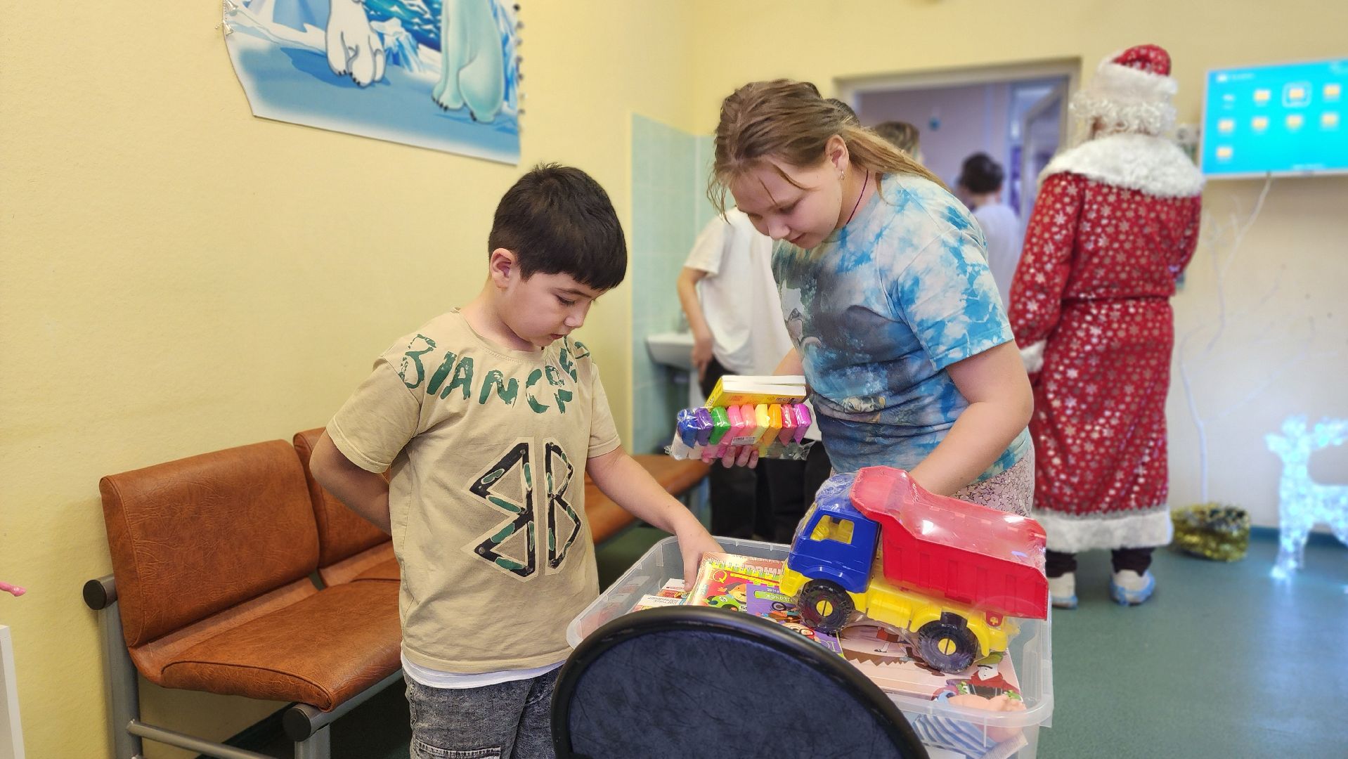 клин, детская больница, дети, дед мороз, единая россия ,