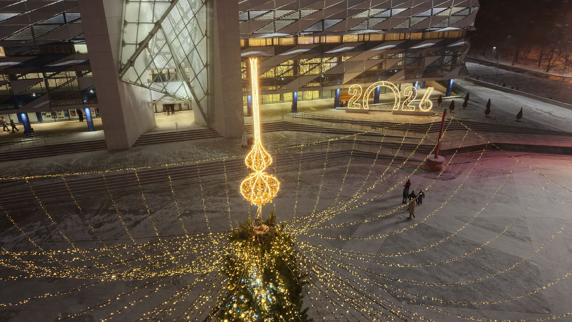 видео с коптера,елка в красногорске, каток в красногорске, новый год в подмосковье,