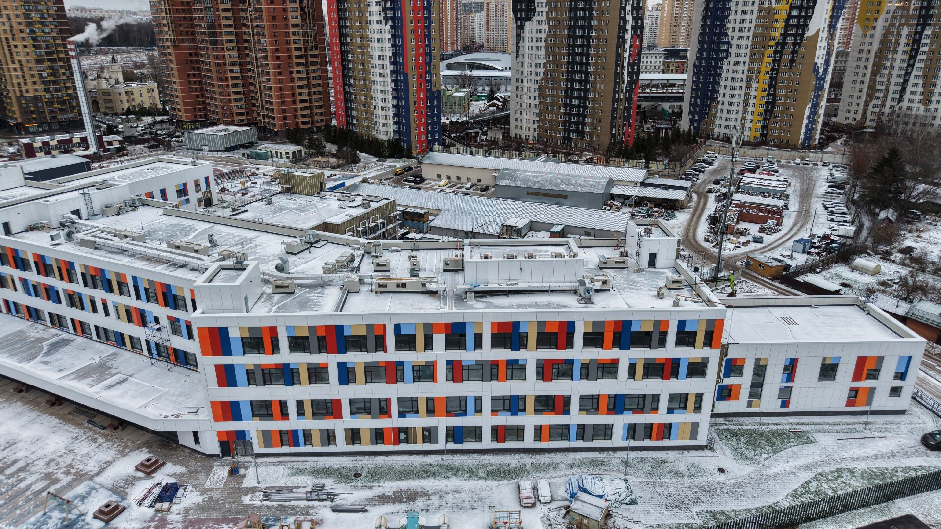 видео с коптера, школа в павшинской пойме, новая школа в красногорске,