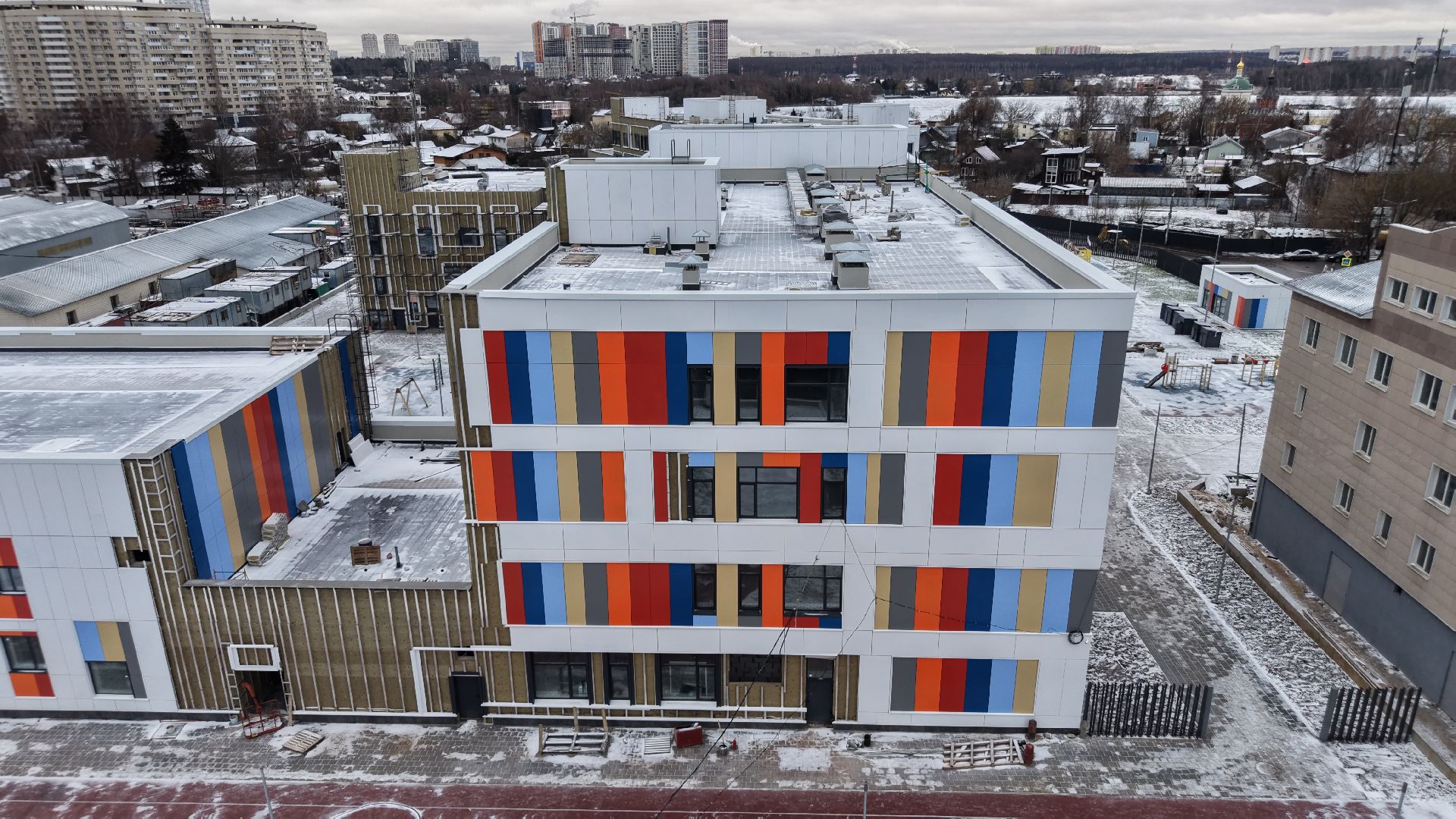 видео с коптера, школа в павшинской пойме, новая школа в красногорске,