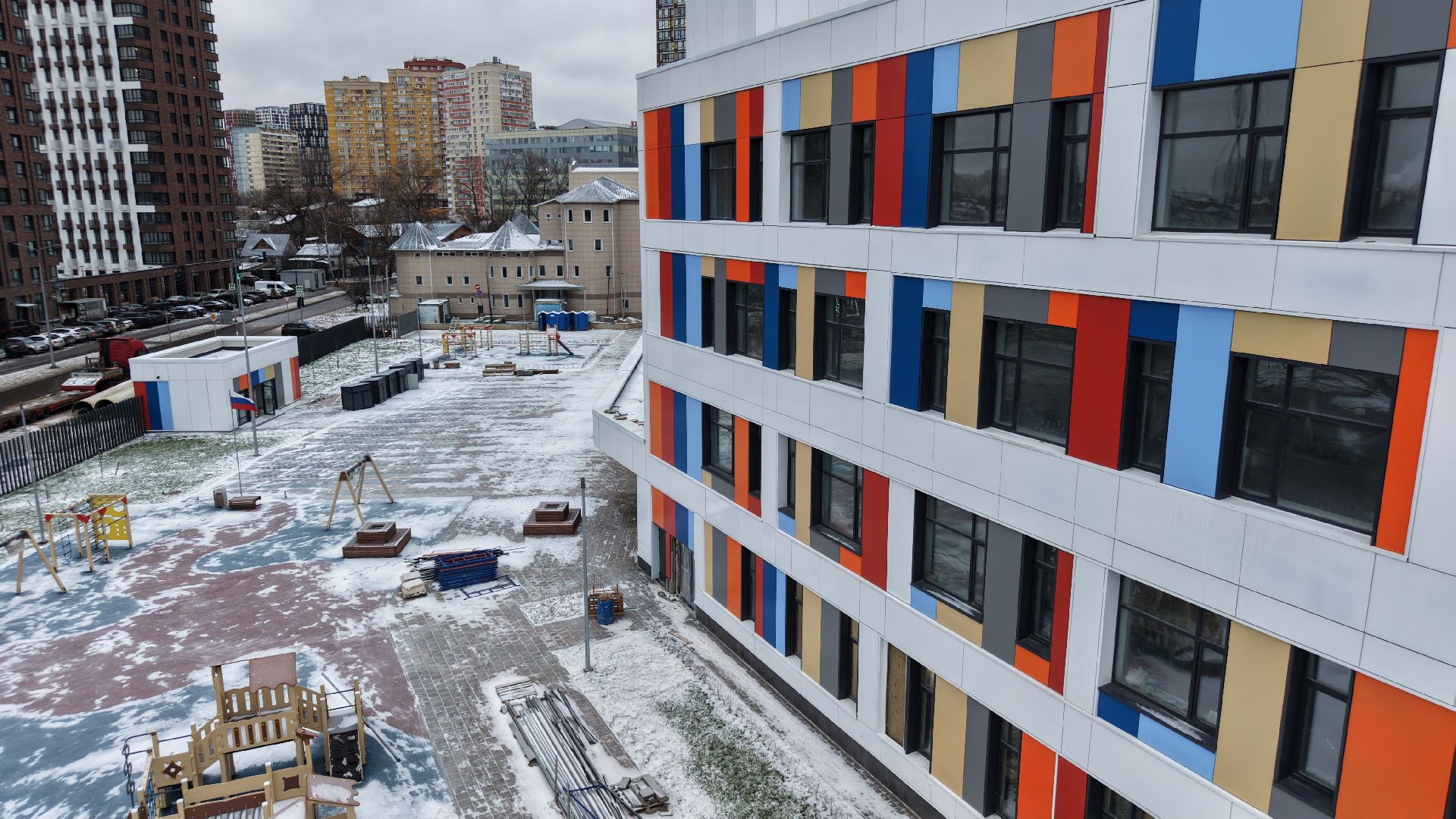 видео с коптера, школа в павшинской пойме, новая школа в красногорске,