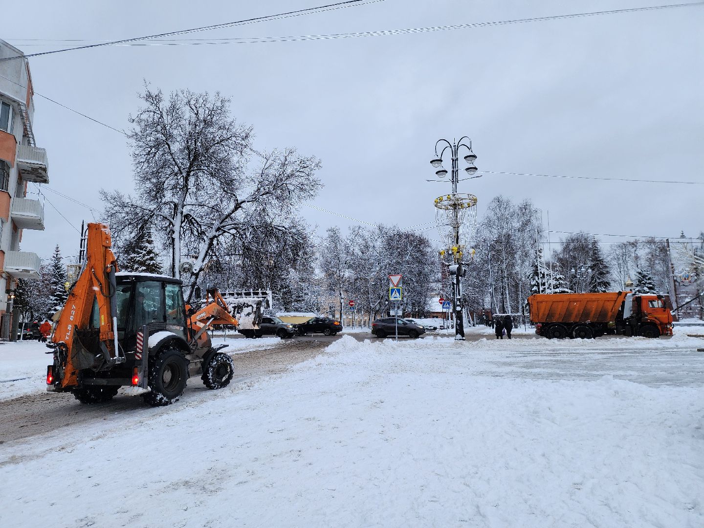 Ногинск,  снегопад, Уборка снега, коммунальщики, Коммунальная служба, Жители,