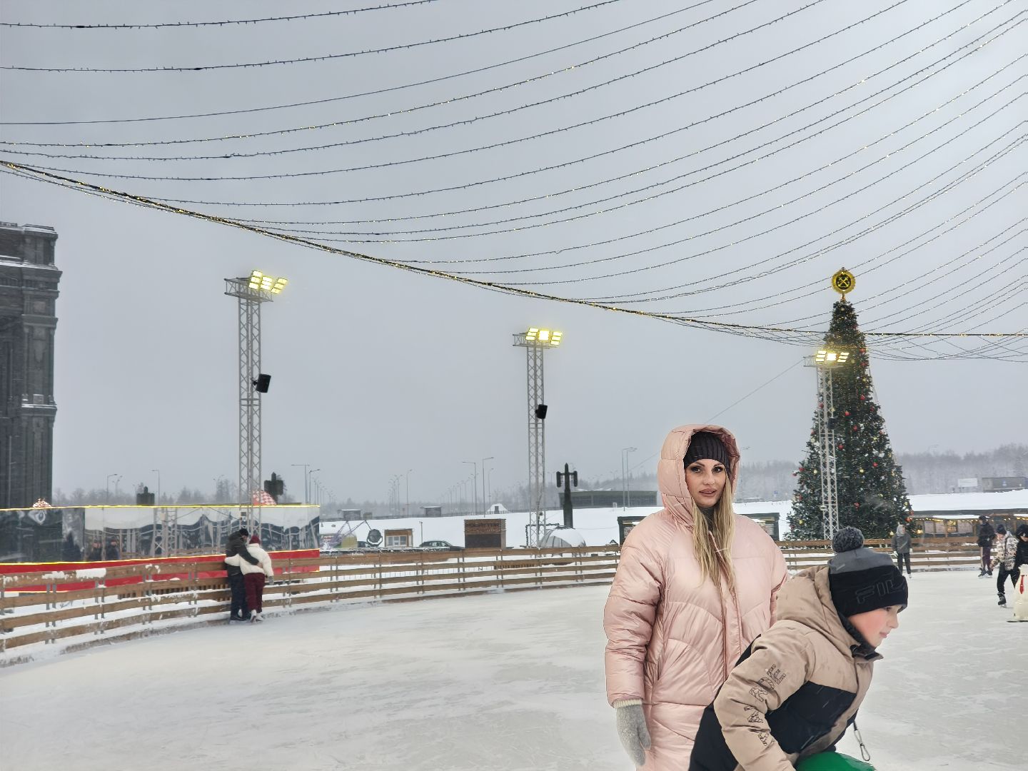 главный храм вооружнных сил россии, парк патриот, главный каток,