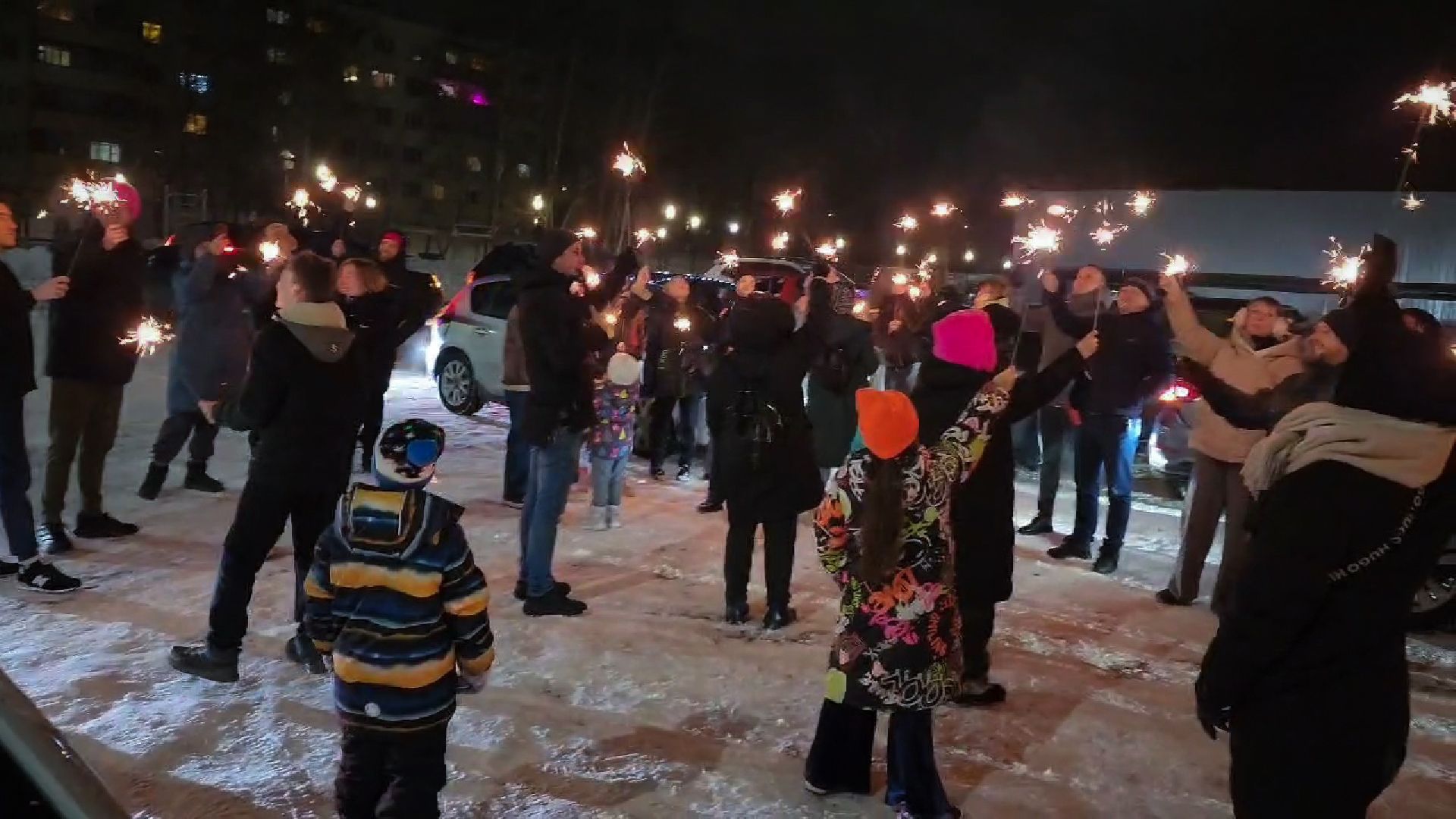 бронницы, новогодний флешмоб в бронницах, бронницкие автомобилисты,