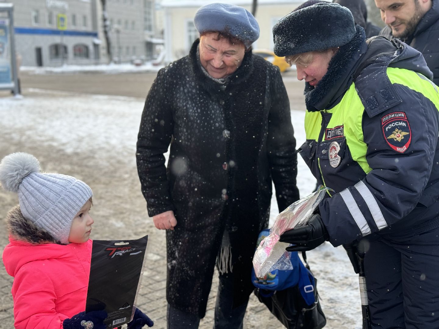 новогодний патруль, сотрудники гибдд, ленинский городской округ, дед мороз, правила безопасности дорожного движения,