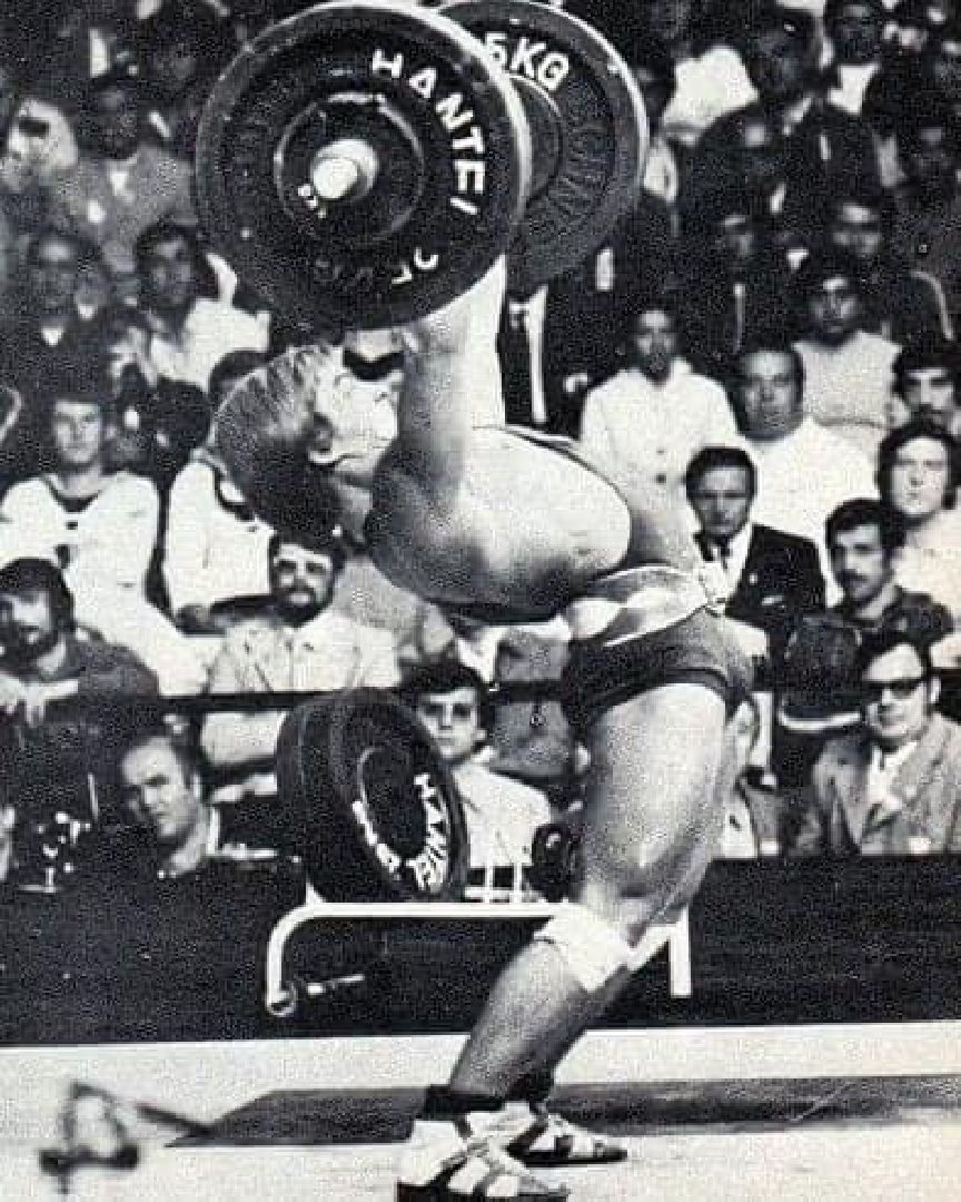 Звенигород, Лев Шпринц, тяжелая атлетика, пауэрлифтинг, силовое троеборье, спорт в Звенигороде, стадион