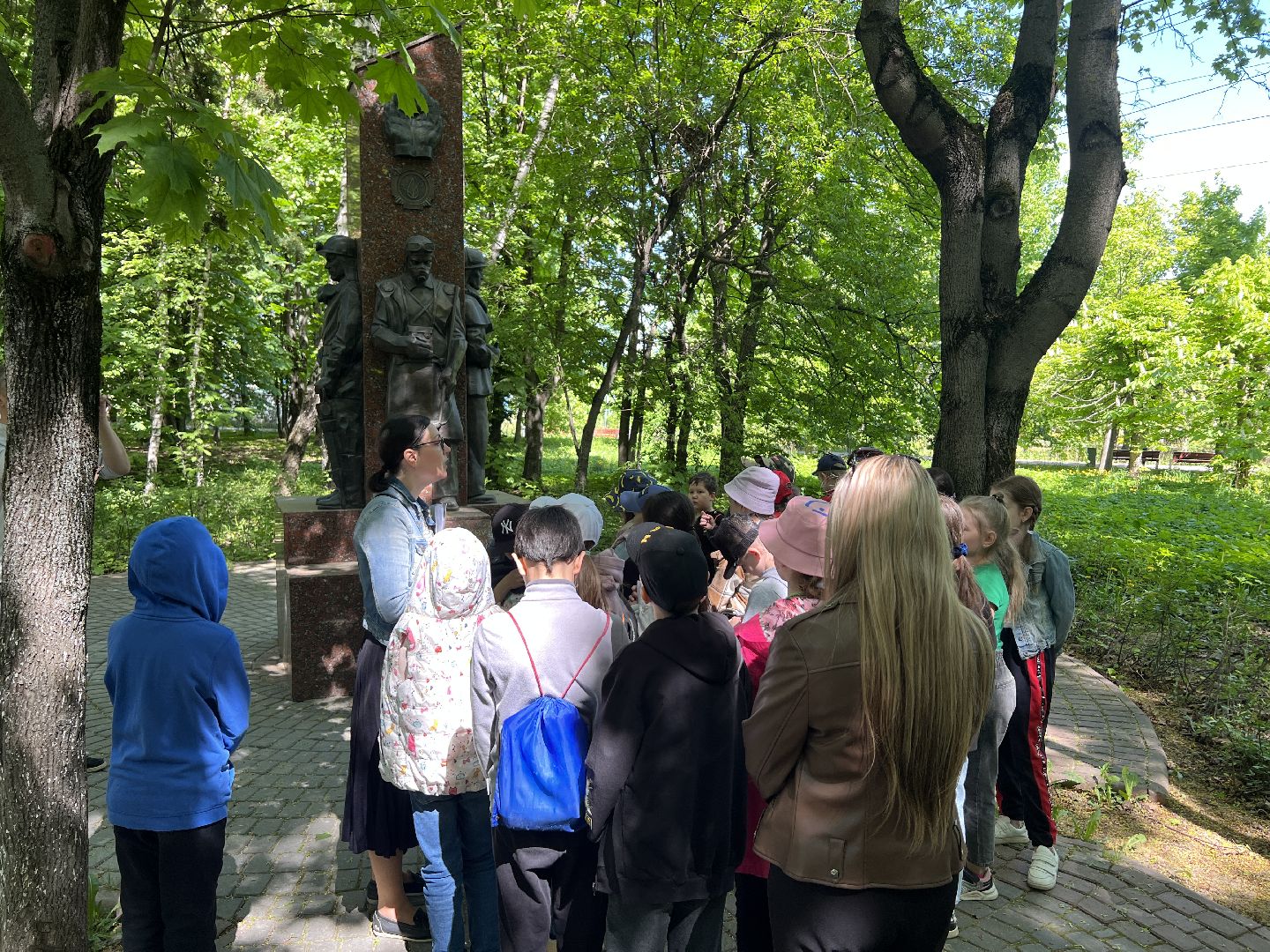 Химки, сквер им. Марии Рубцовой, экскурсия, мемориал, памятник