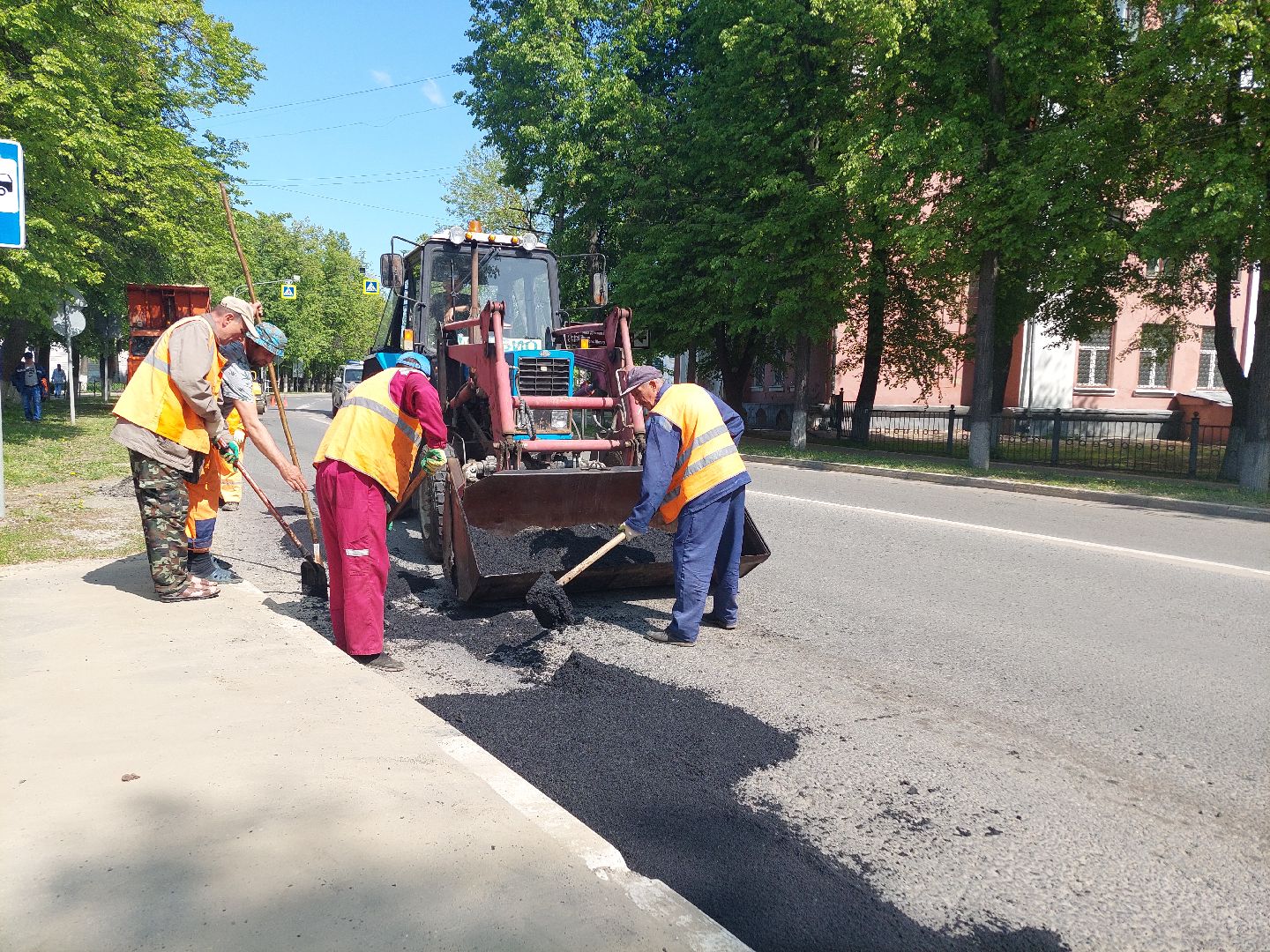 ремонт дорог, благоустройство, ямочный ремонт,