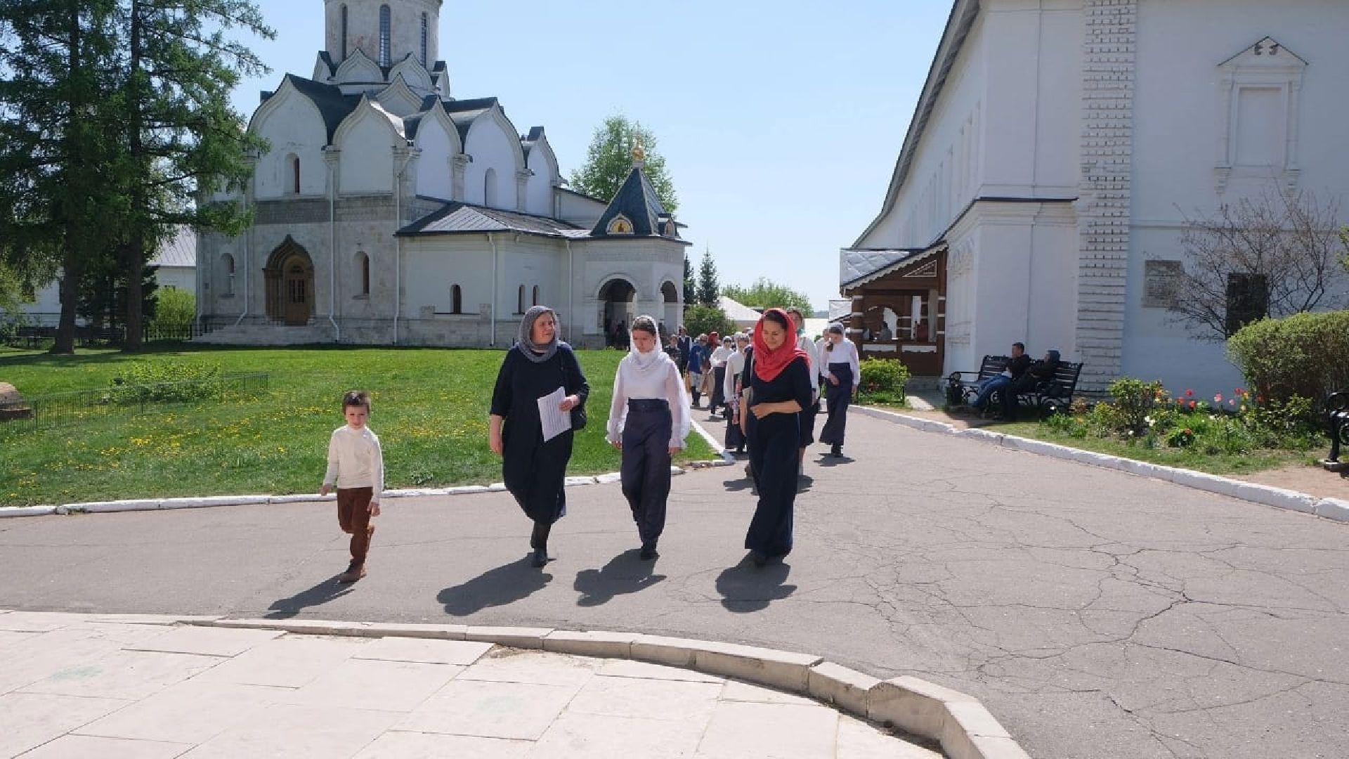 Звенигород, Саввино-Сторожевский монастырь, Благочинный Николай Курдов, фестиваль духовной музыки, молодёжный ансамбль
