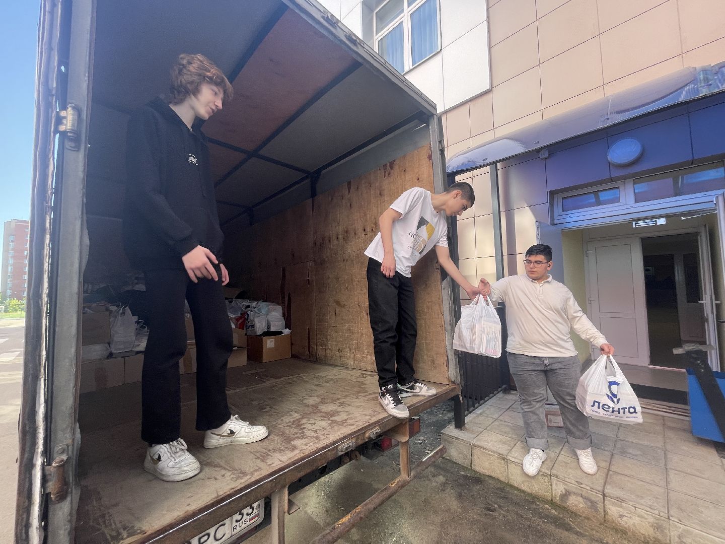 Лесной городок, Одинцово, макулатура, активизм, Лесногородская школа, Эко-марафон ПЕРЕРАБОТКА «Сдай макулатуру – Спаси дерево!»