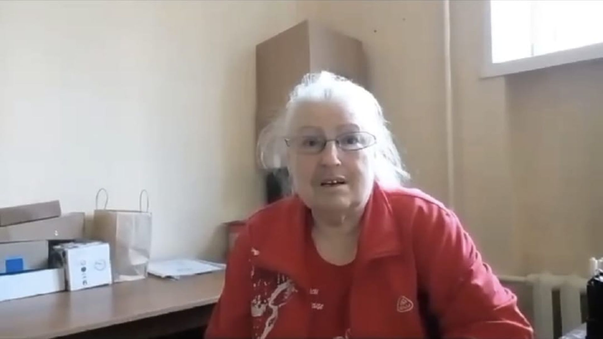 Подмосковье, Иванттеевка, волонтёры, помощь