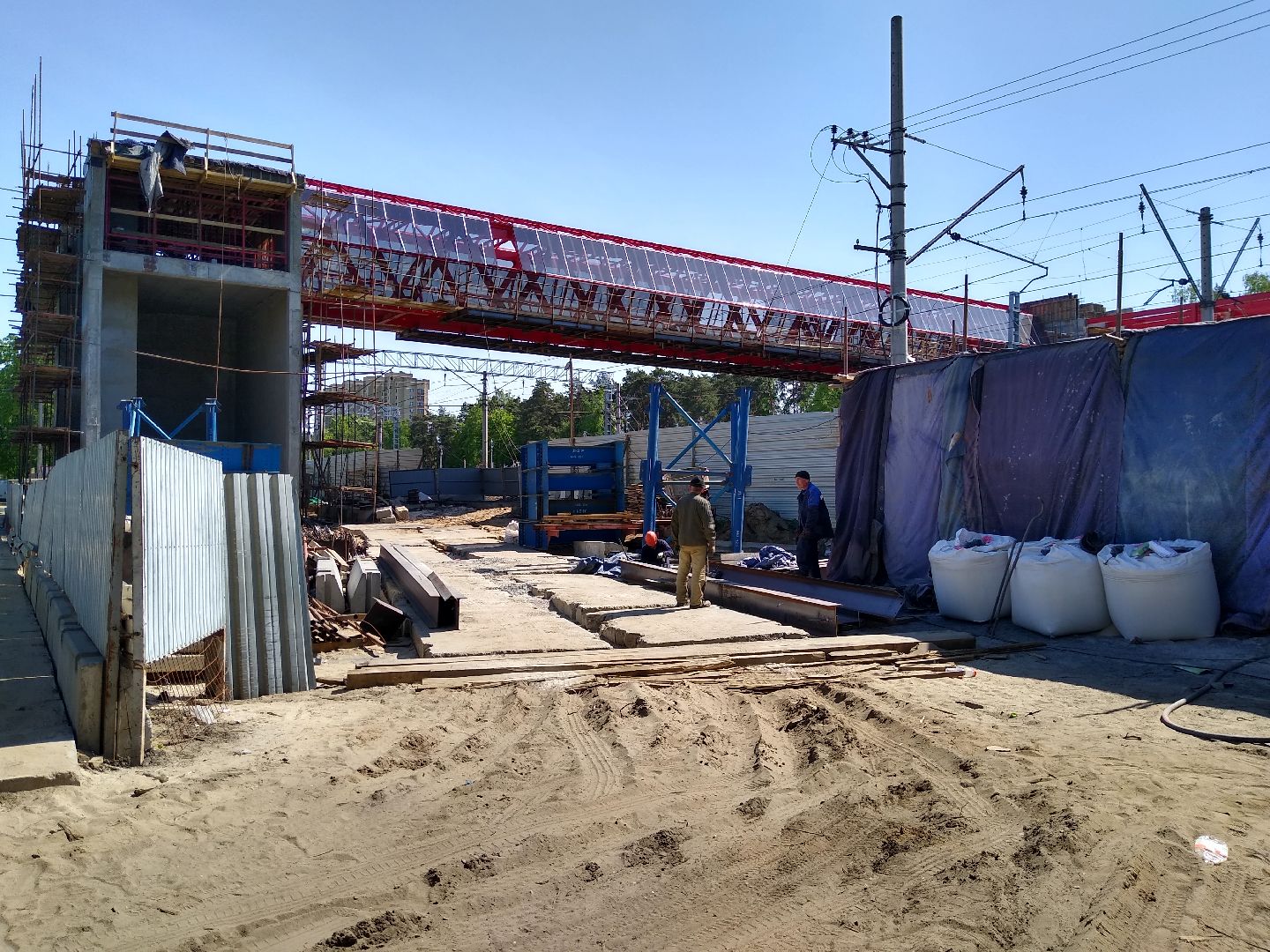 Раменское, транспорт, остекление надземного перехода