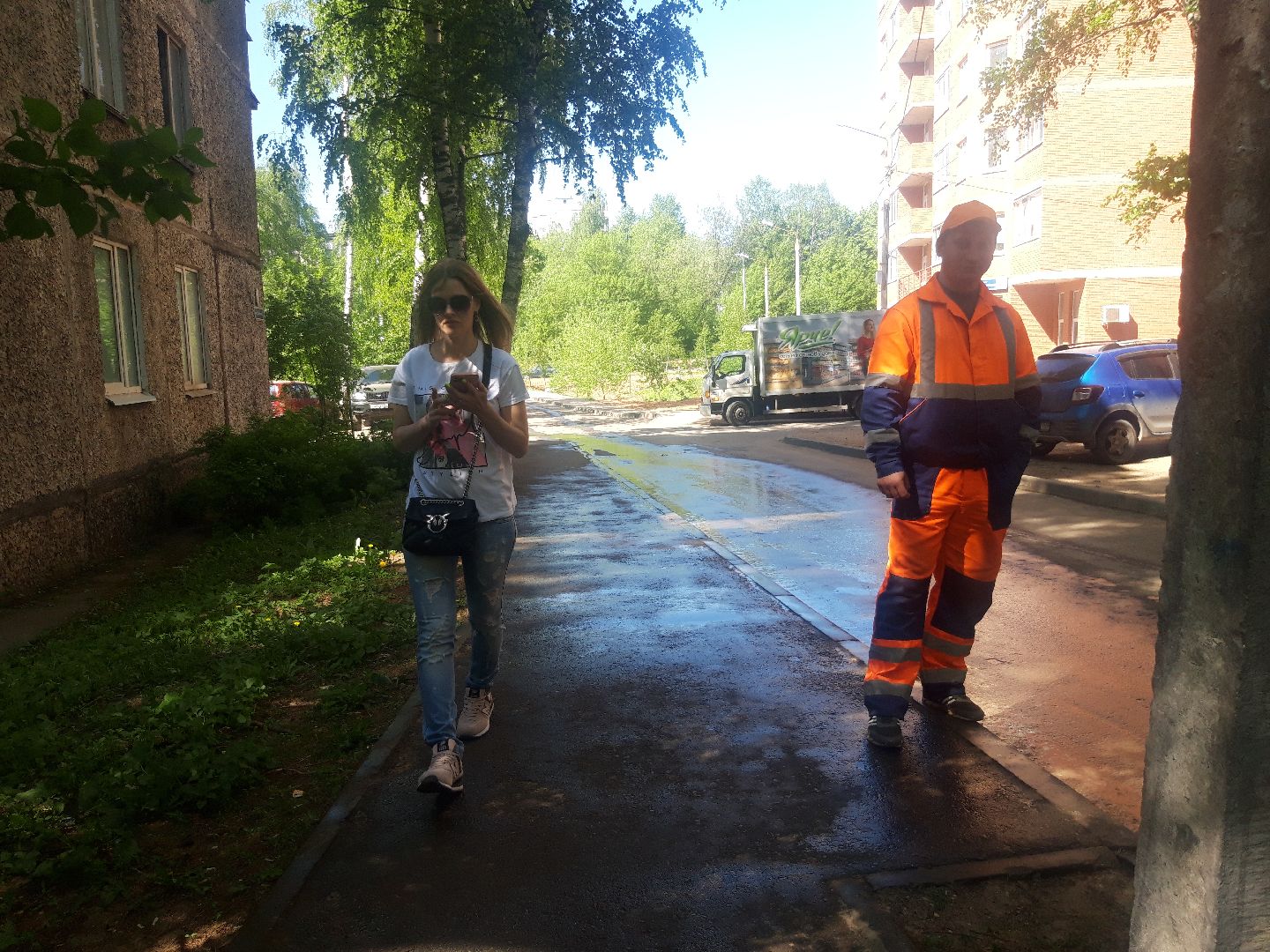 двор, доброе дело,