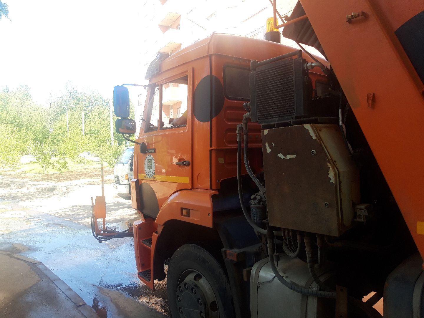 двор, доброе дело,