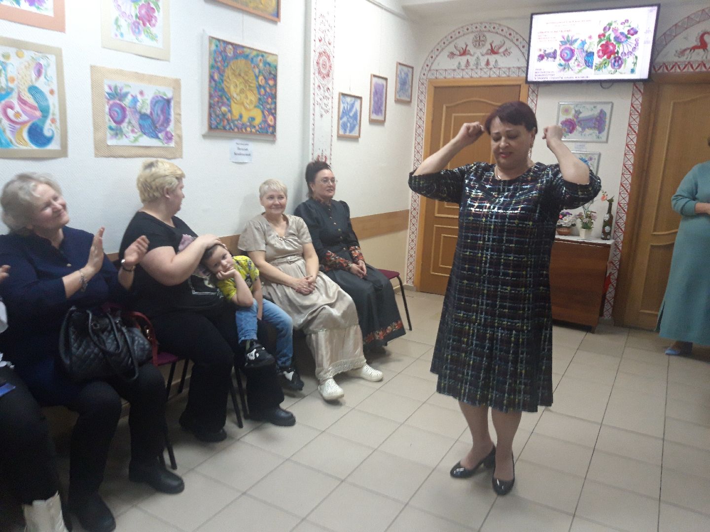 Пушкино, общество