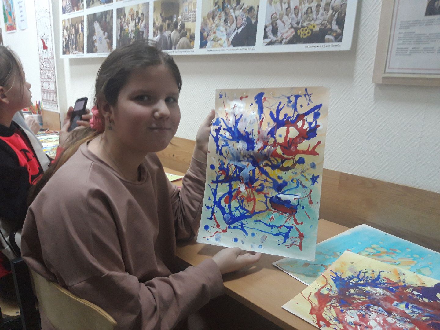 Пушкино, общество