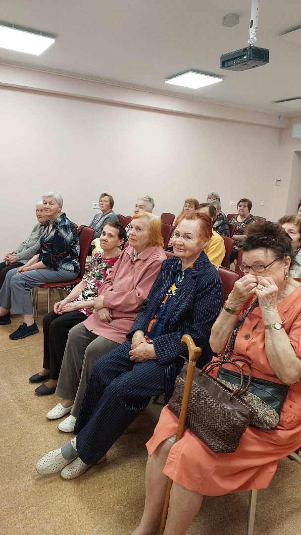 долголеты, активное долголетие, серпухов, кино, вызов, досуг,