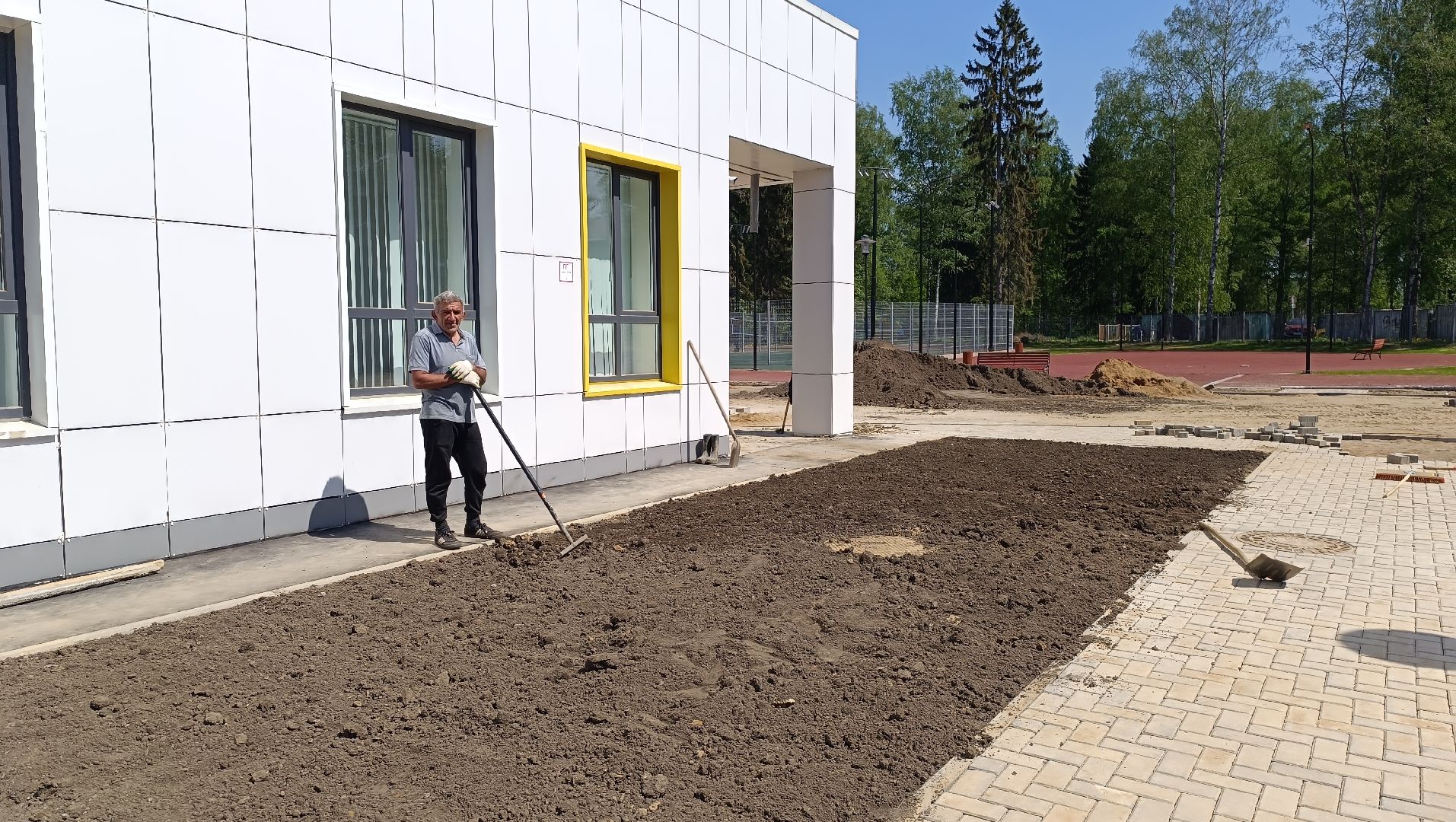 Лобня, благоустройство, школа