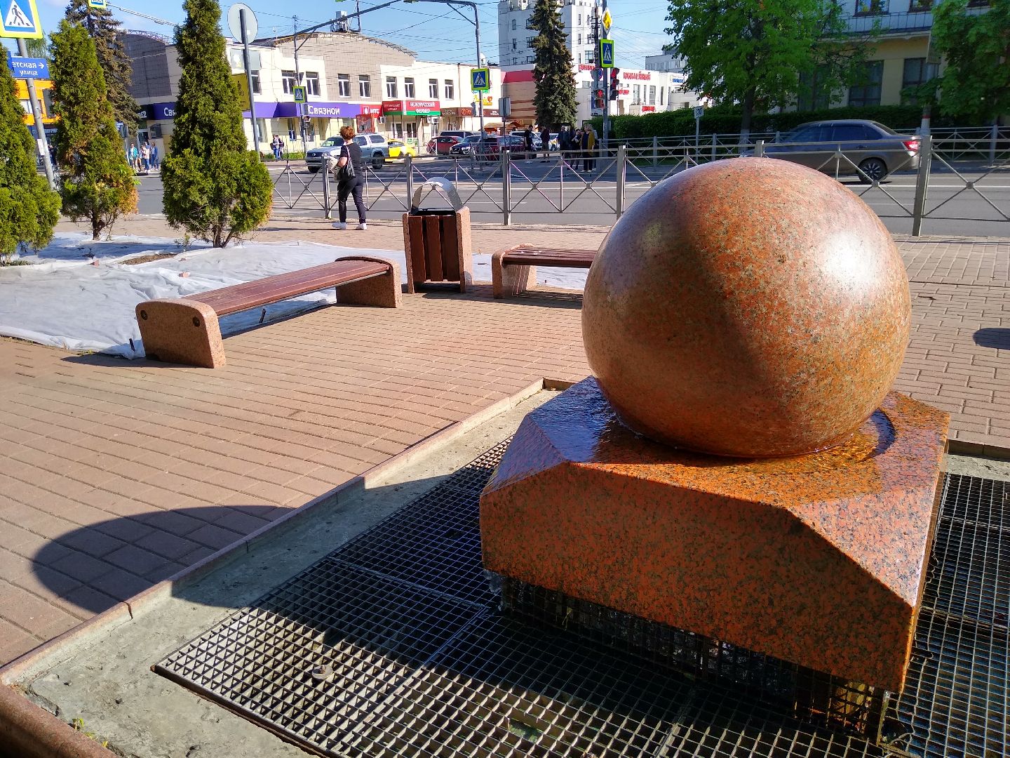 Раменское, ЖКХ, покраска скамеек в городе