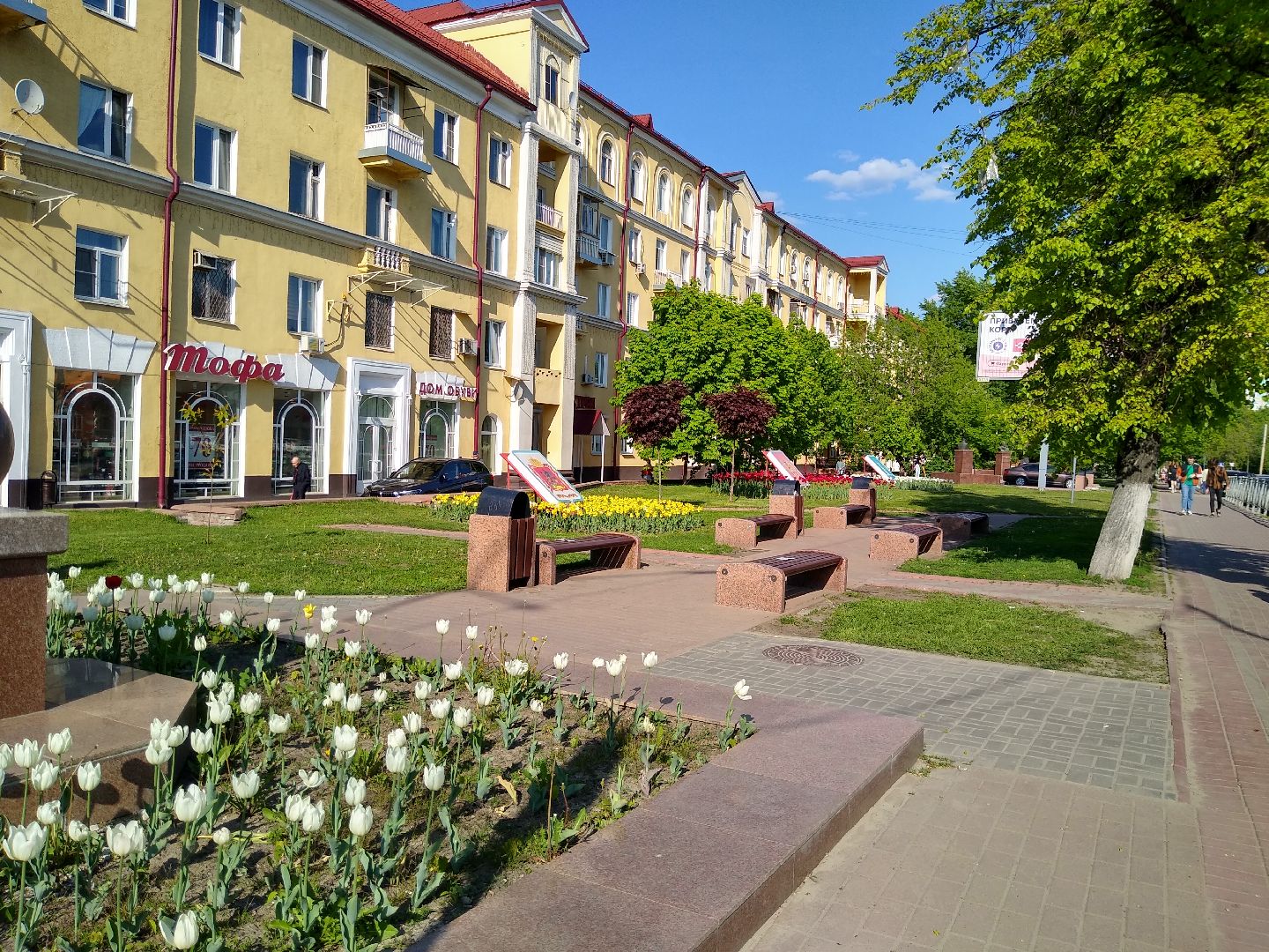 Раменское, ЖКХ, покраска скамеек в городе