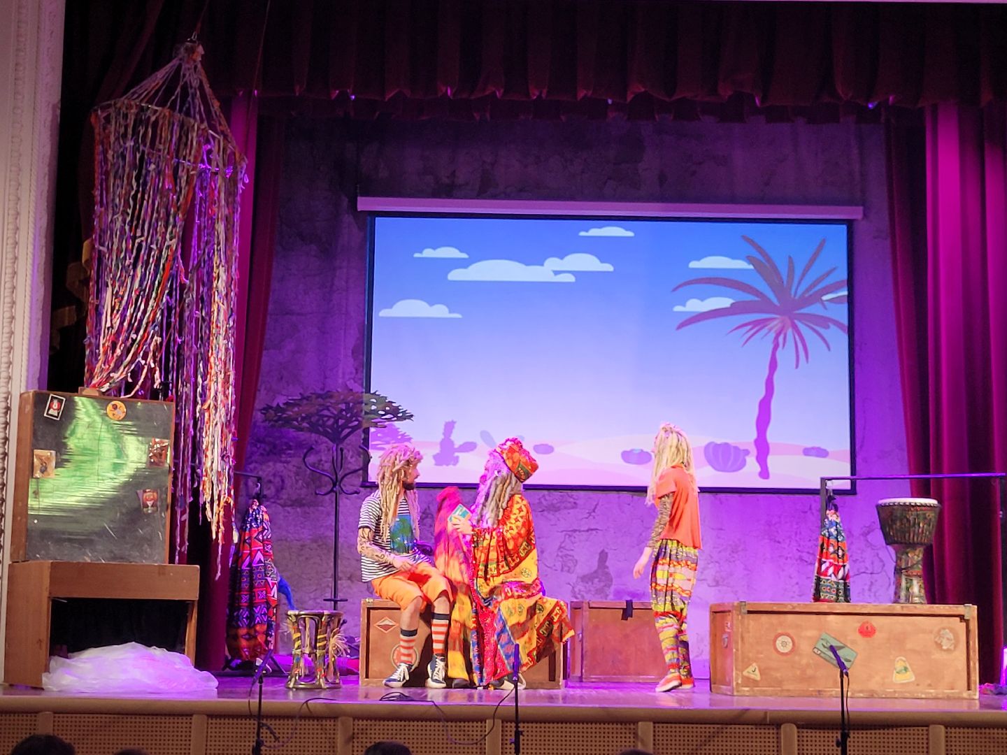 дети; театр; видное; дворец культуры; спектакль