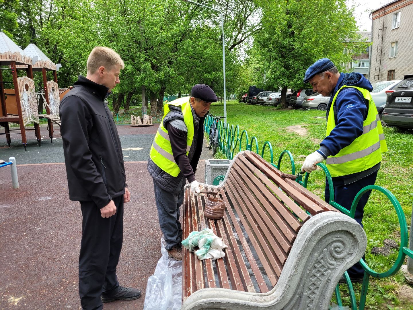 двор; детская площадка; обновление; благоустройство; видное