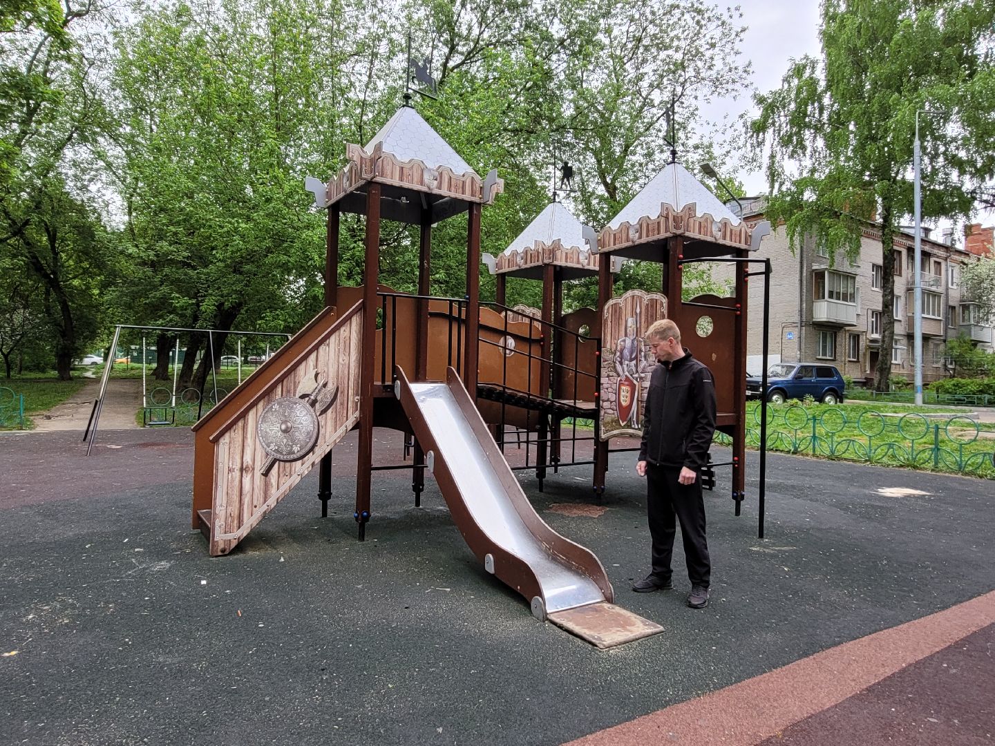 двор; детская площадка; обновление; благоустройство; видное