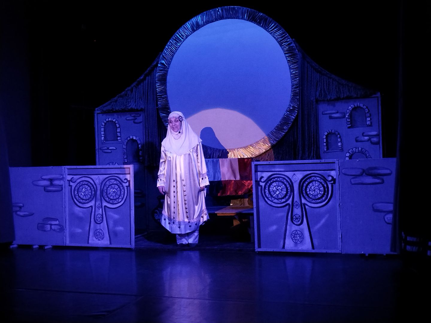 Большие гастроли, Огниво, Дагестанский театр кукол, Станислав Железкин