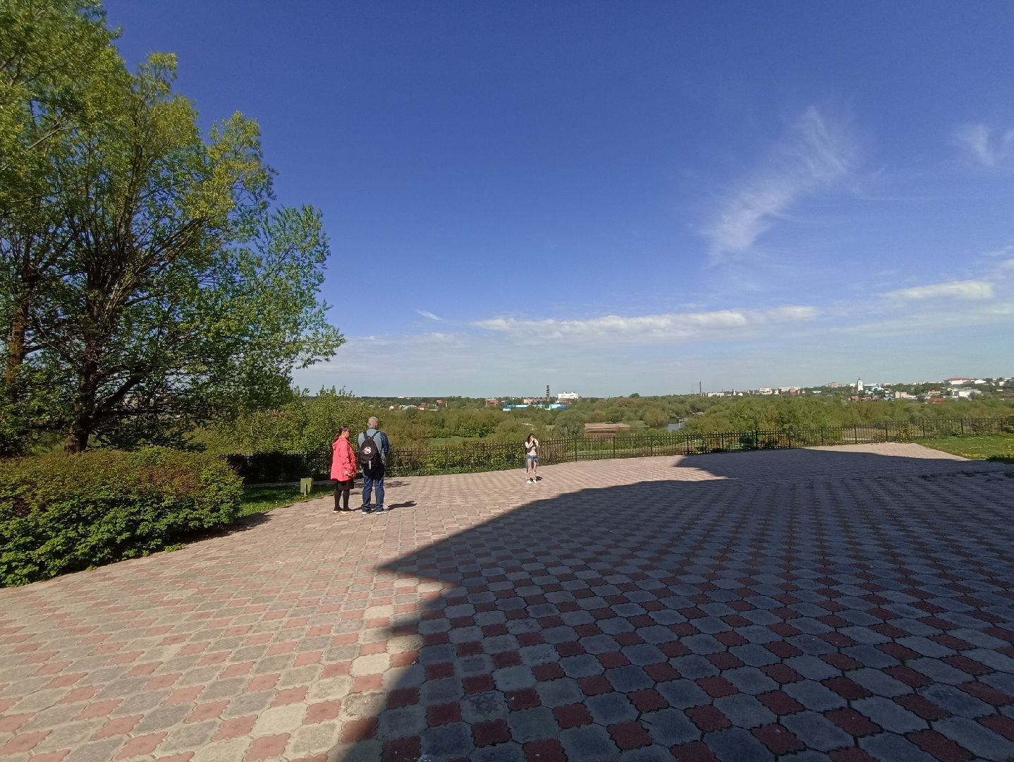 Серпухов, Подмосковье, туризм, монастырь, Нара, река, пруд, туристы