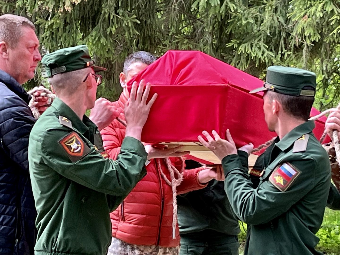 Наро-Фоминск, память, латыши, поисковое движение, Латышская дивизия, никто не забыт, память