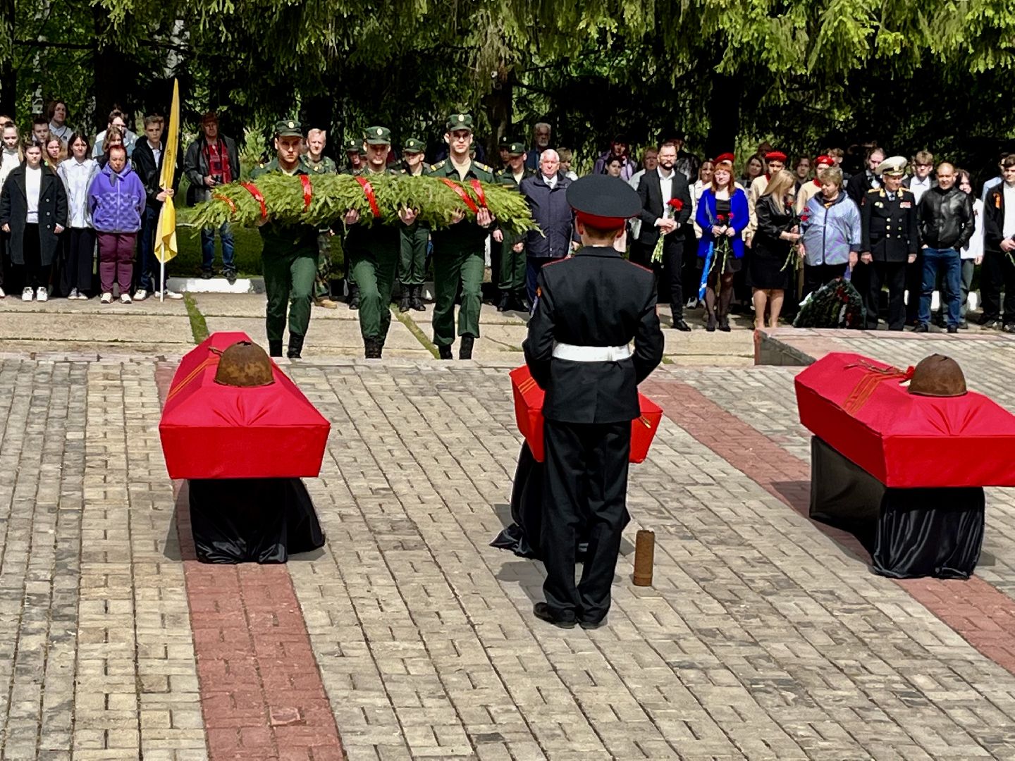 Наро-Фоминск, память, латыши, поисковое движение, Латышская дивизия, никто не забыт, память