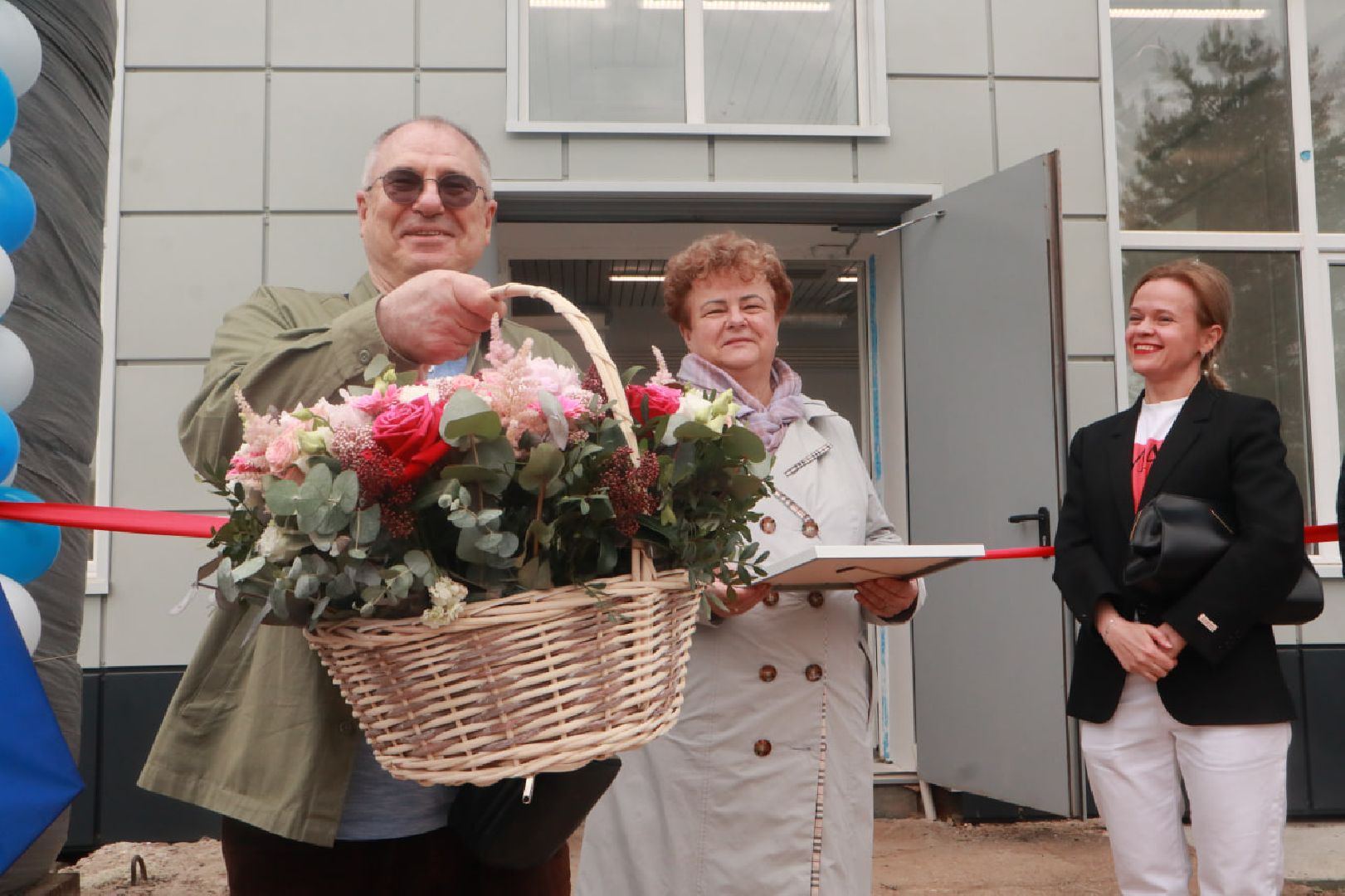 Пущино, медицина, экономика