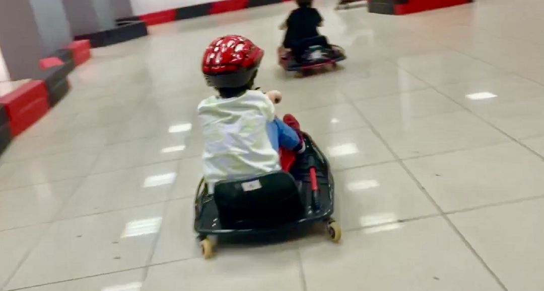 Клин, общество