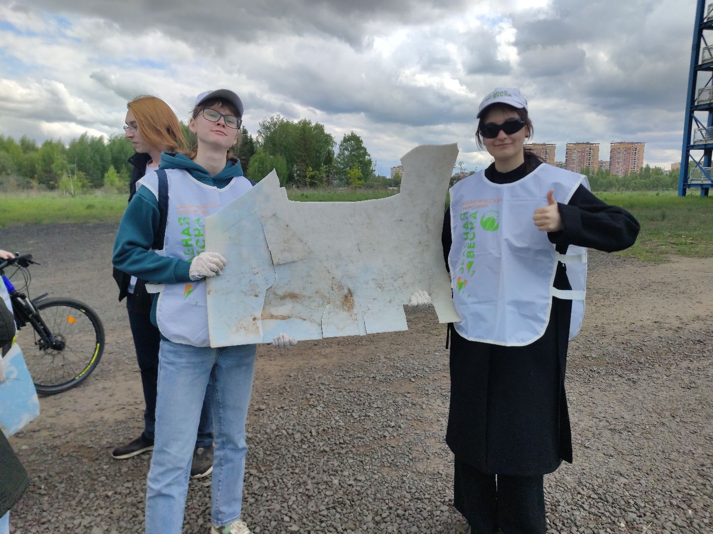 Студенты, День Волги, субботник, Дубна