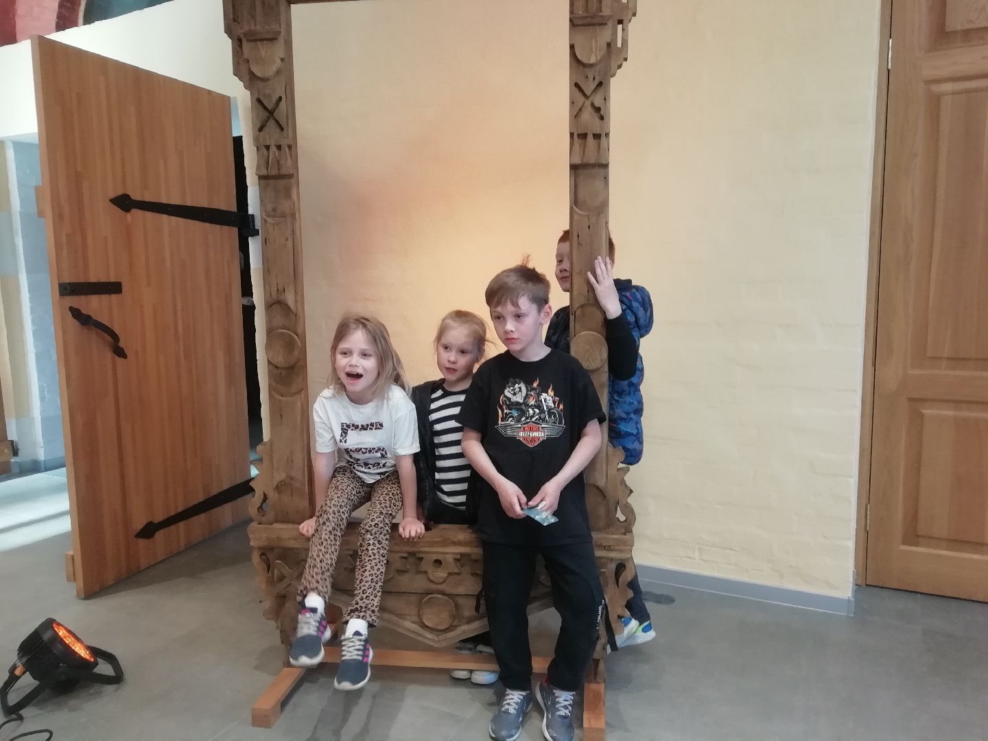 Звенигород, Звенигородский Манеж, Ночь музеев, фото-квест, Валентина Гуськова, достопримечательности Звенигорода